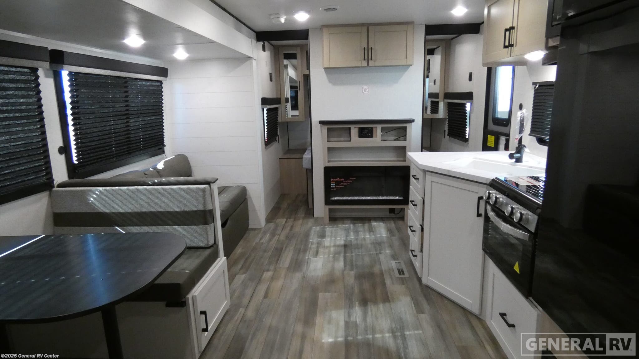 New 2026 Highland Ridge Colt 26DBS available in Longmont, Colorado