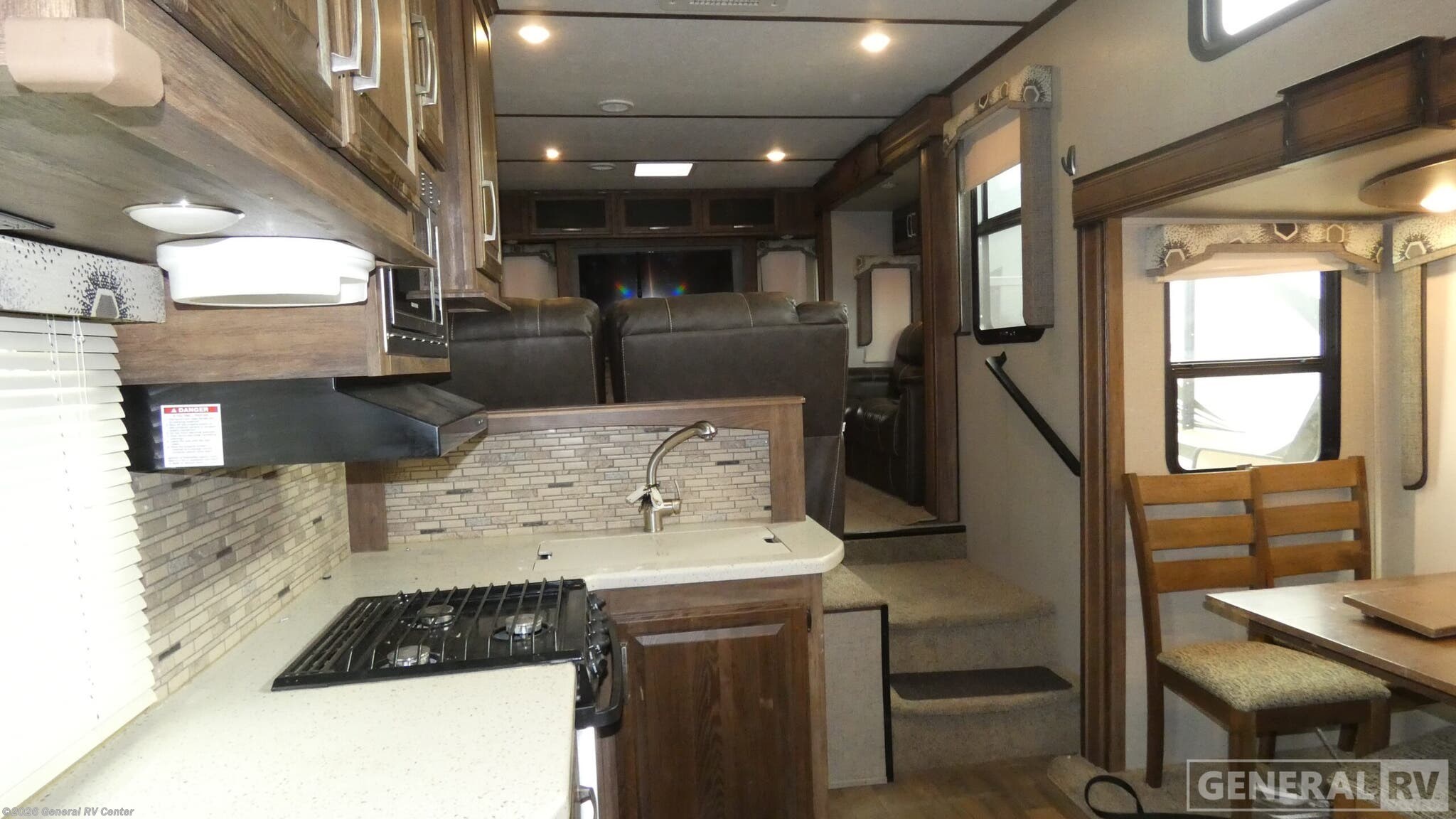 2017 Keystone Cougar 326RDS - Used Fifth Wheel For Sale by General RV Center in Longmont, Colorado
