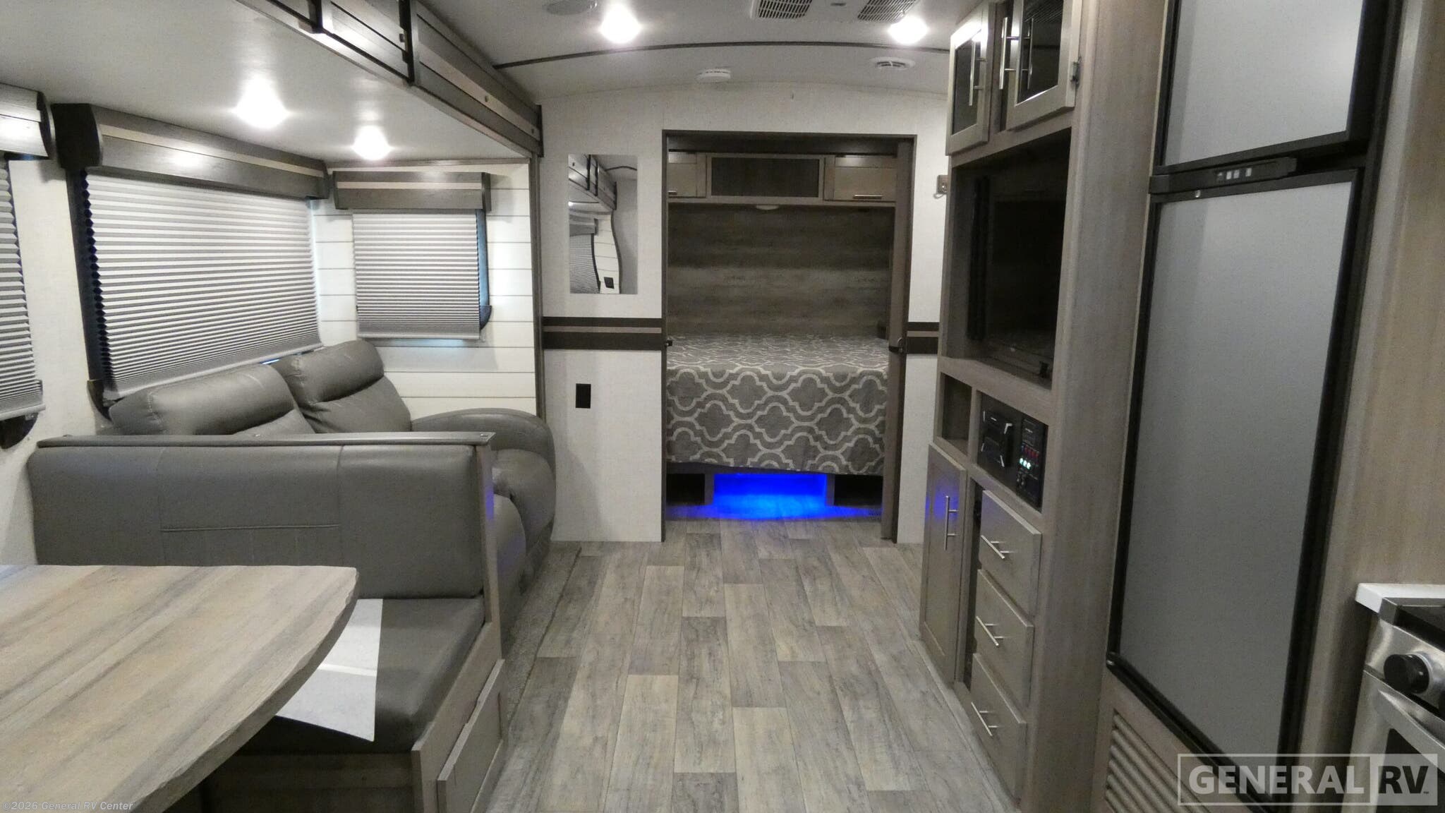 Used 2021 CrossRoads Sunset Trail SS253RB available in Longmont, Colorado