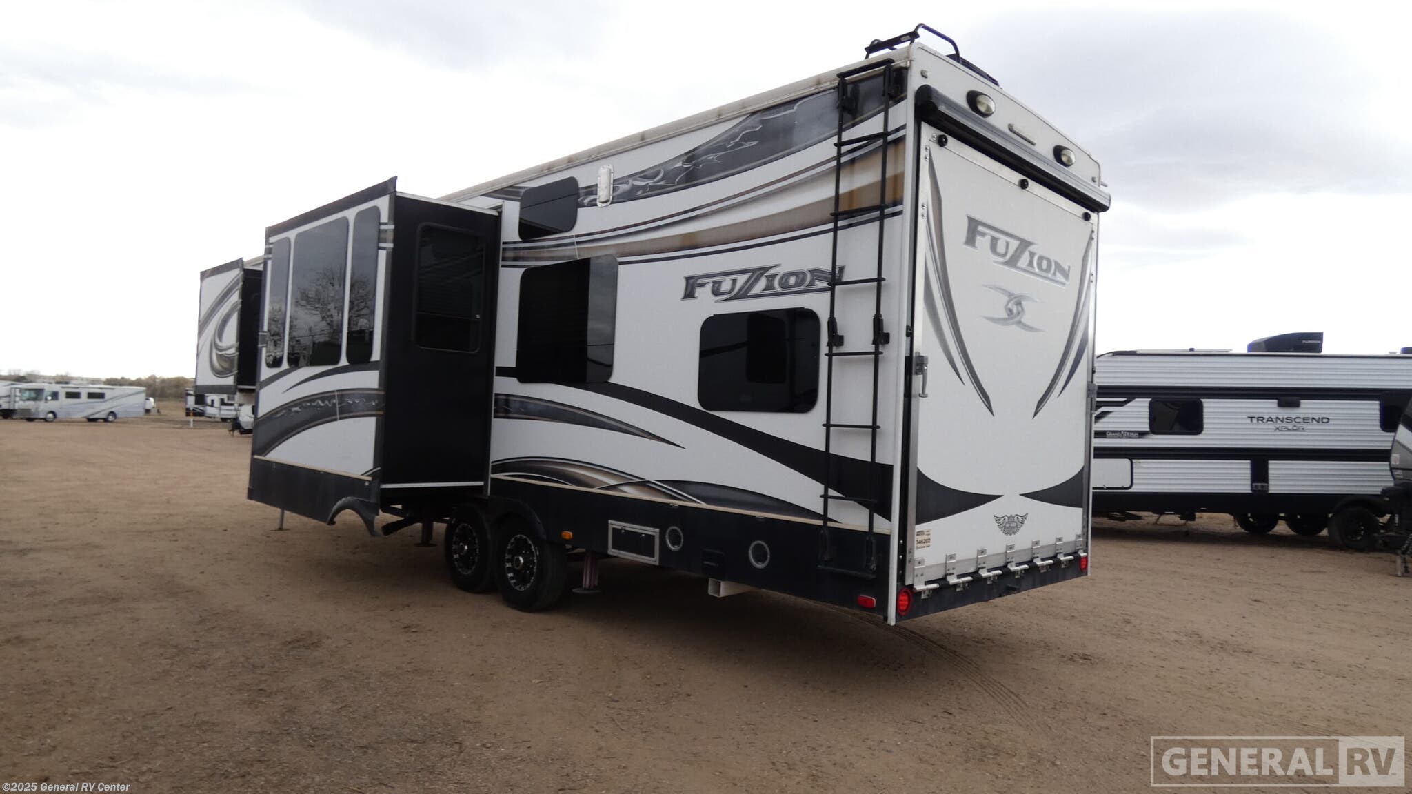 2014 Fuzion 342 by Keystone from General RV Center in Longmont, Colorado