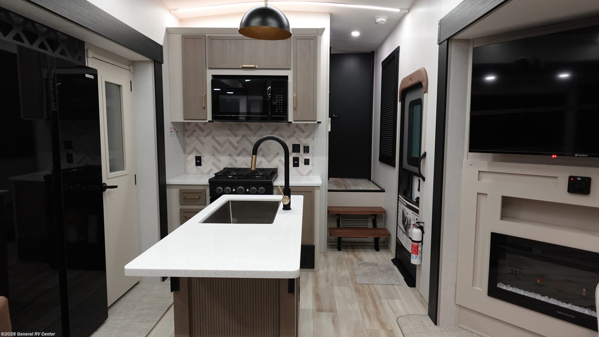 New 2026 Forest River SALEM-HEM 286RL available in Longmont, Colorado