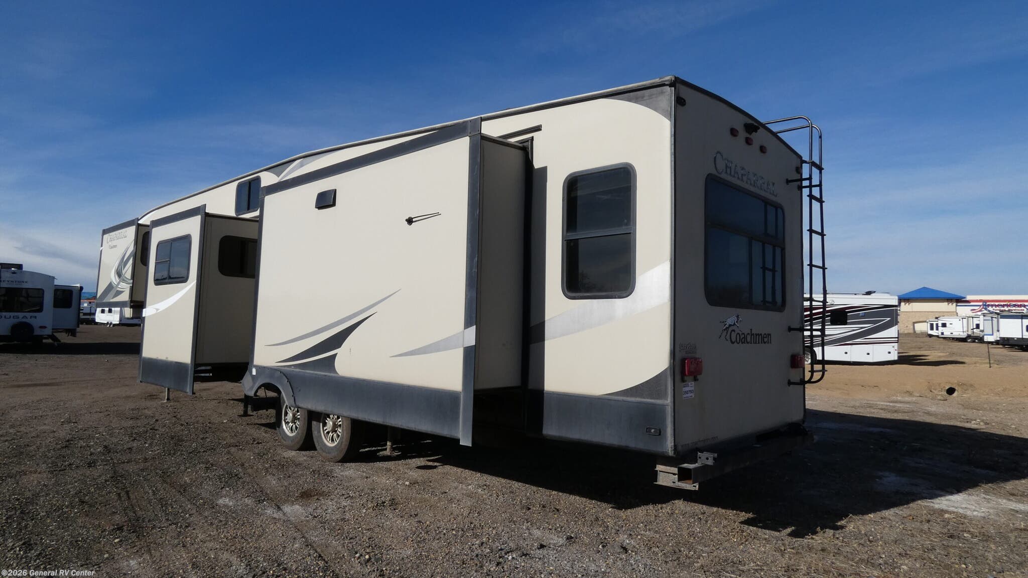 2018 Chaparral 392MB by Coachmen from General RV Center in Longmont, Colorado