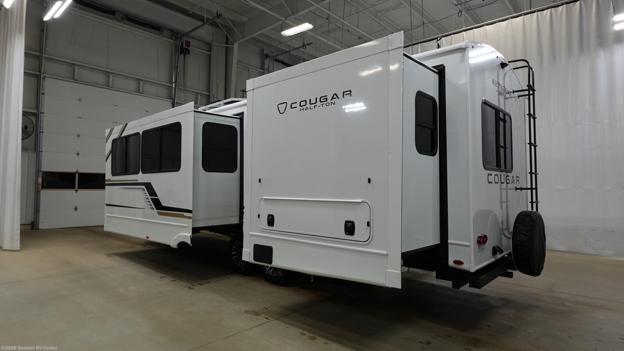 2026 Cougar HALF TON 25FKD by Keystone from General RV Center in Longmont, Colorado