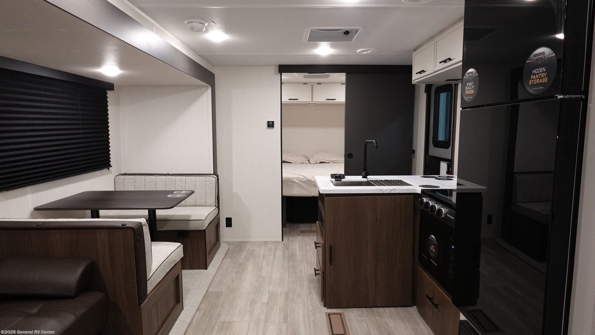 New 2026 Prime Time Avenger 26DBS available in Longmont, Colorado