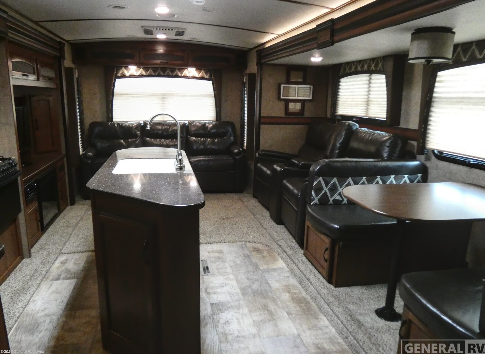 2016 Jayco White Hawk 33RSKS - Used Travel Trailer For Sale by General RV Center in Longmont, Colorado