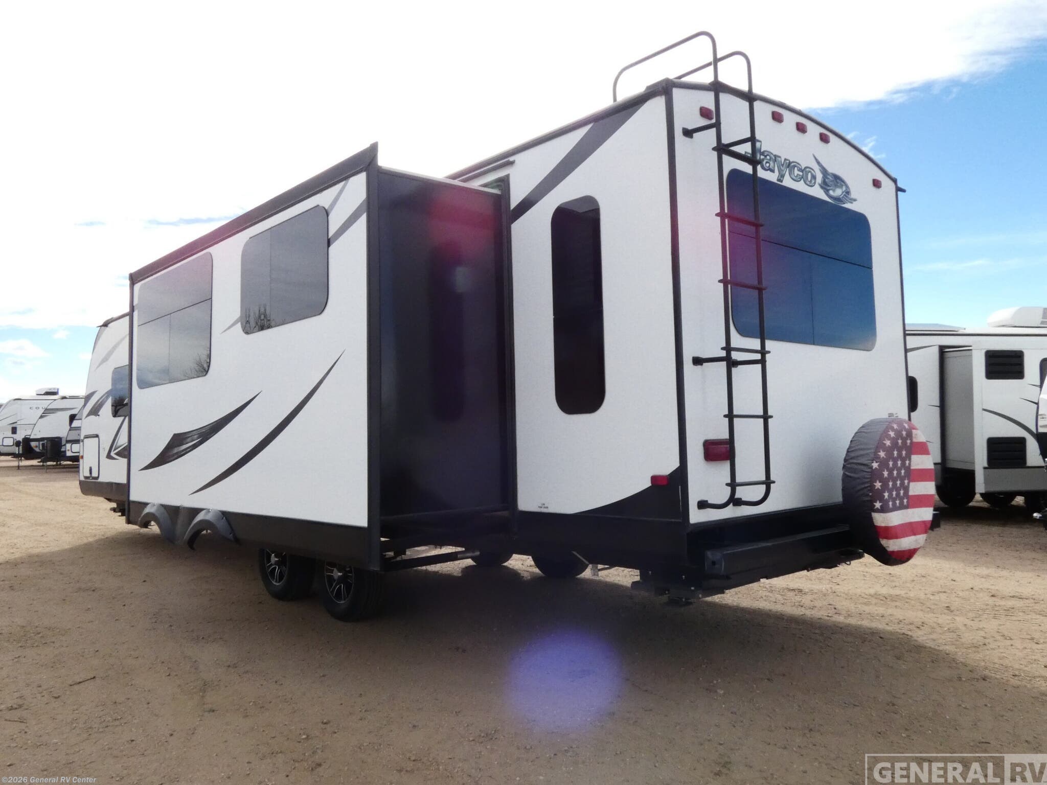 2016 White Hawk 33RSKS by Jayco from General RV Center in Longmont, Colorado