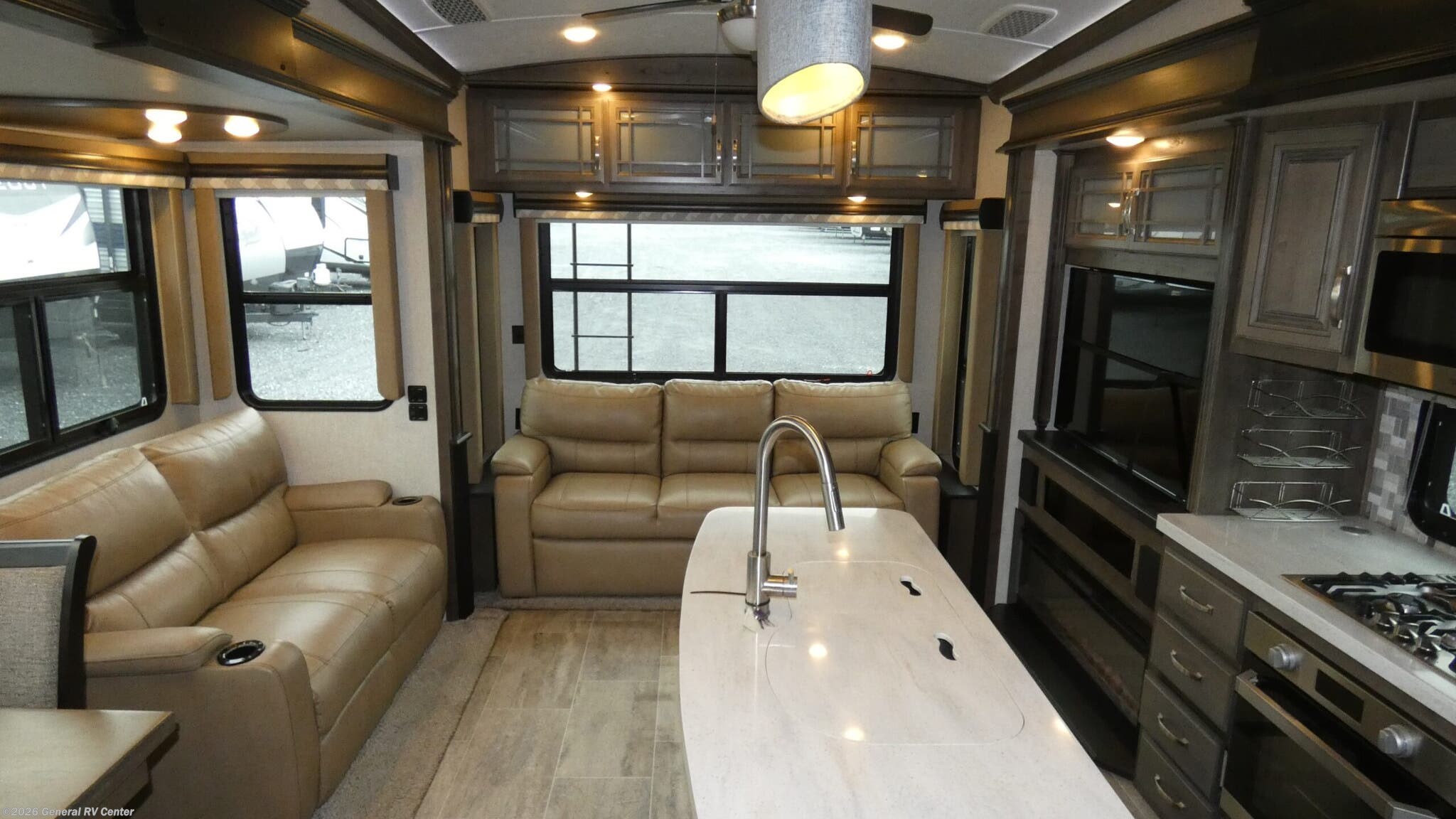 2018 Keystone Montana 3121RL - Used Fifth Wheel For Sale by General RV Center in Longmont, Colorado
