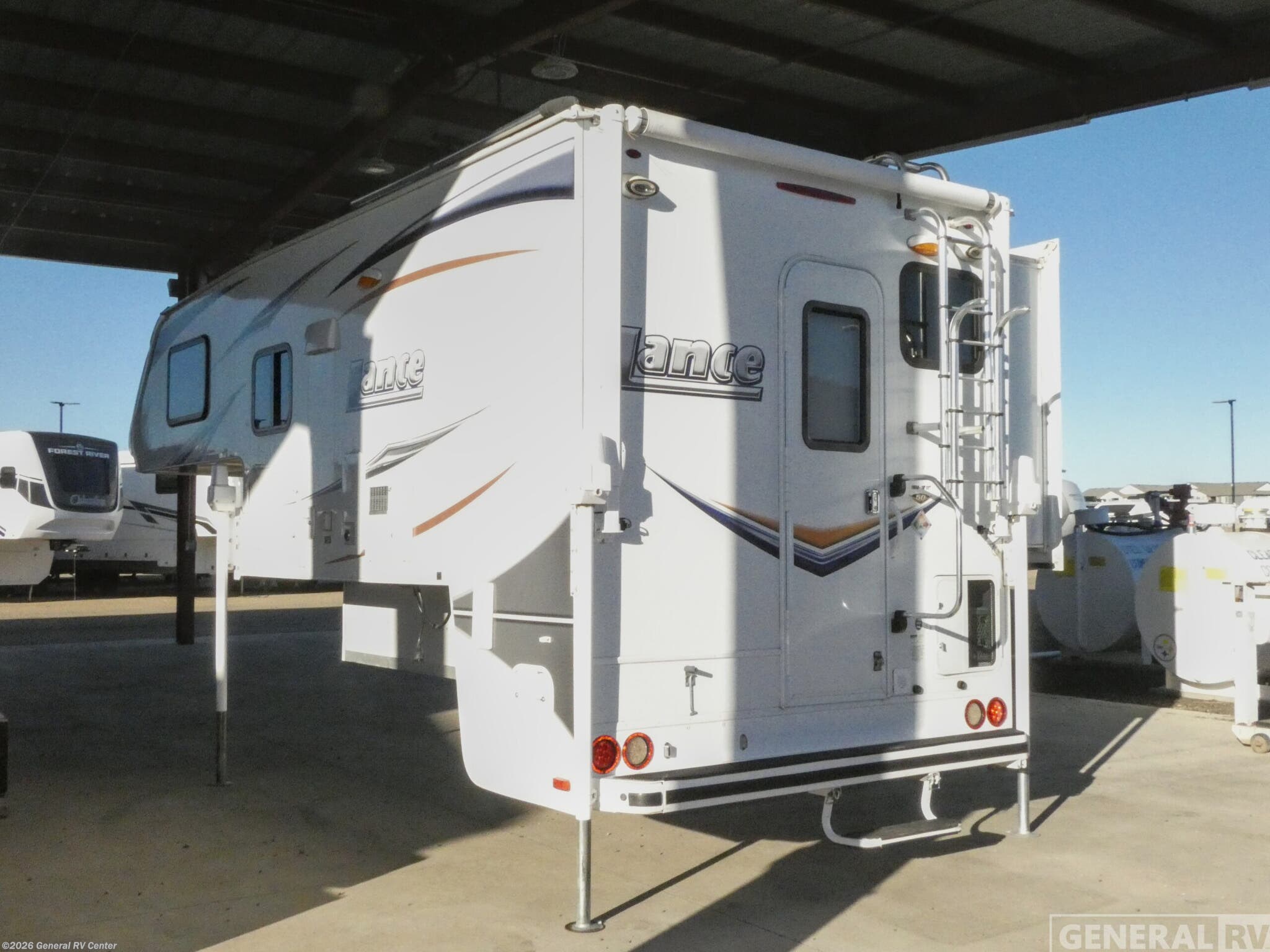 2015 1050S by Lance from General RV Center in Longmont, Colorado