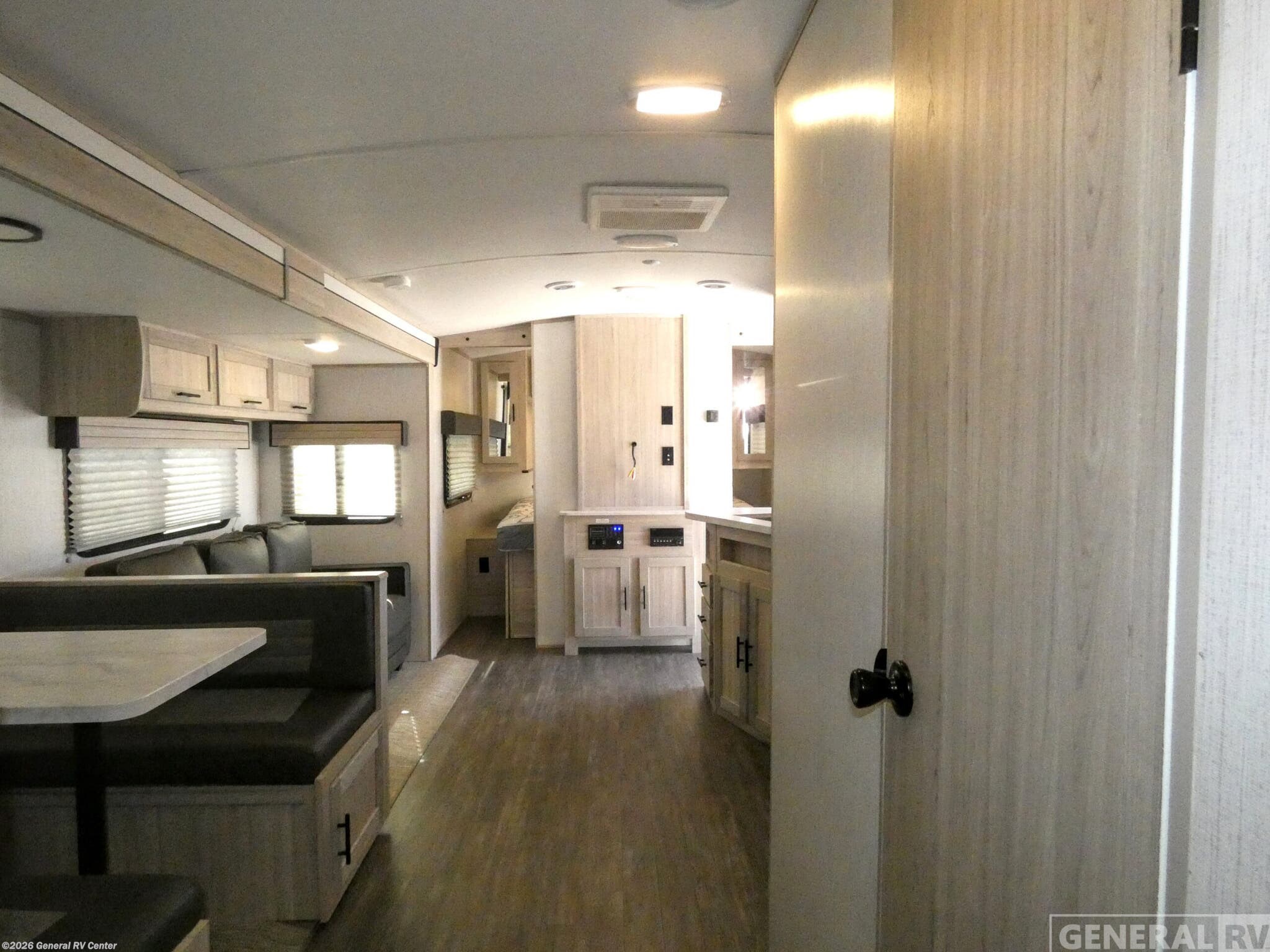 Used 2022 Cruiser RV Shadow Cruiser 280QBS available in Longmont, Colorado