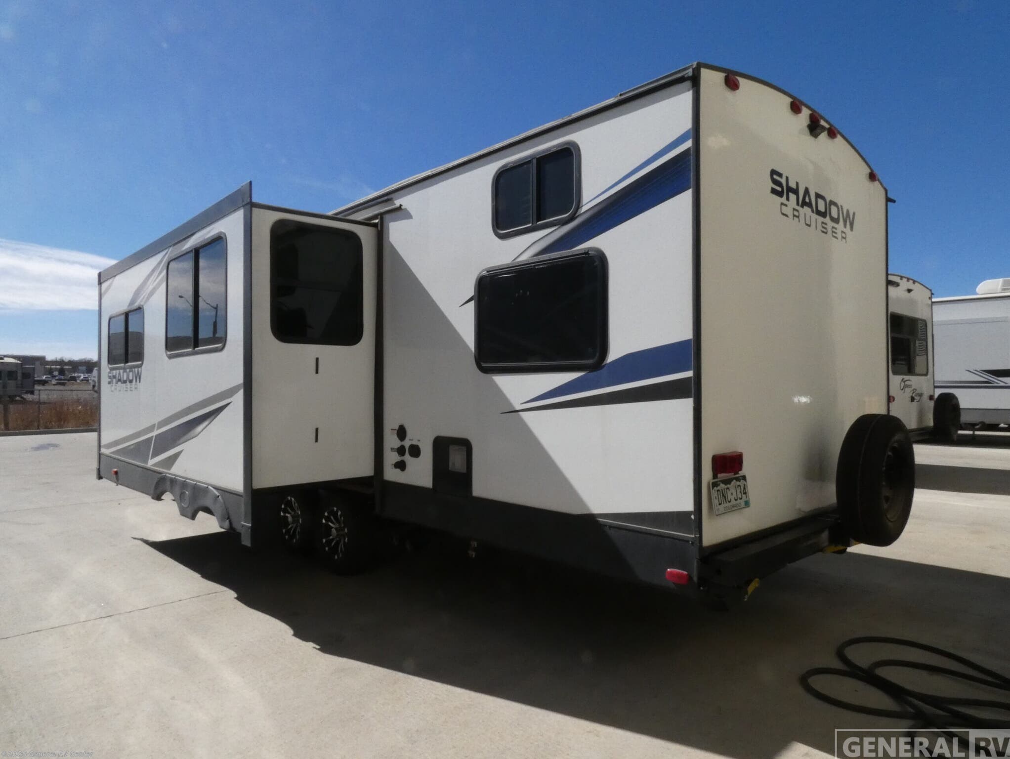 2022 Shadow Cruiser 280QBS by Cruiser RV from General RV Center in Longmont, Colorado
