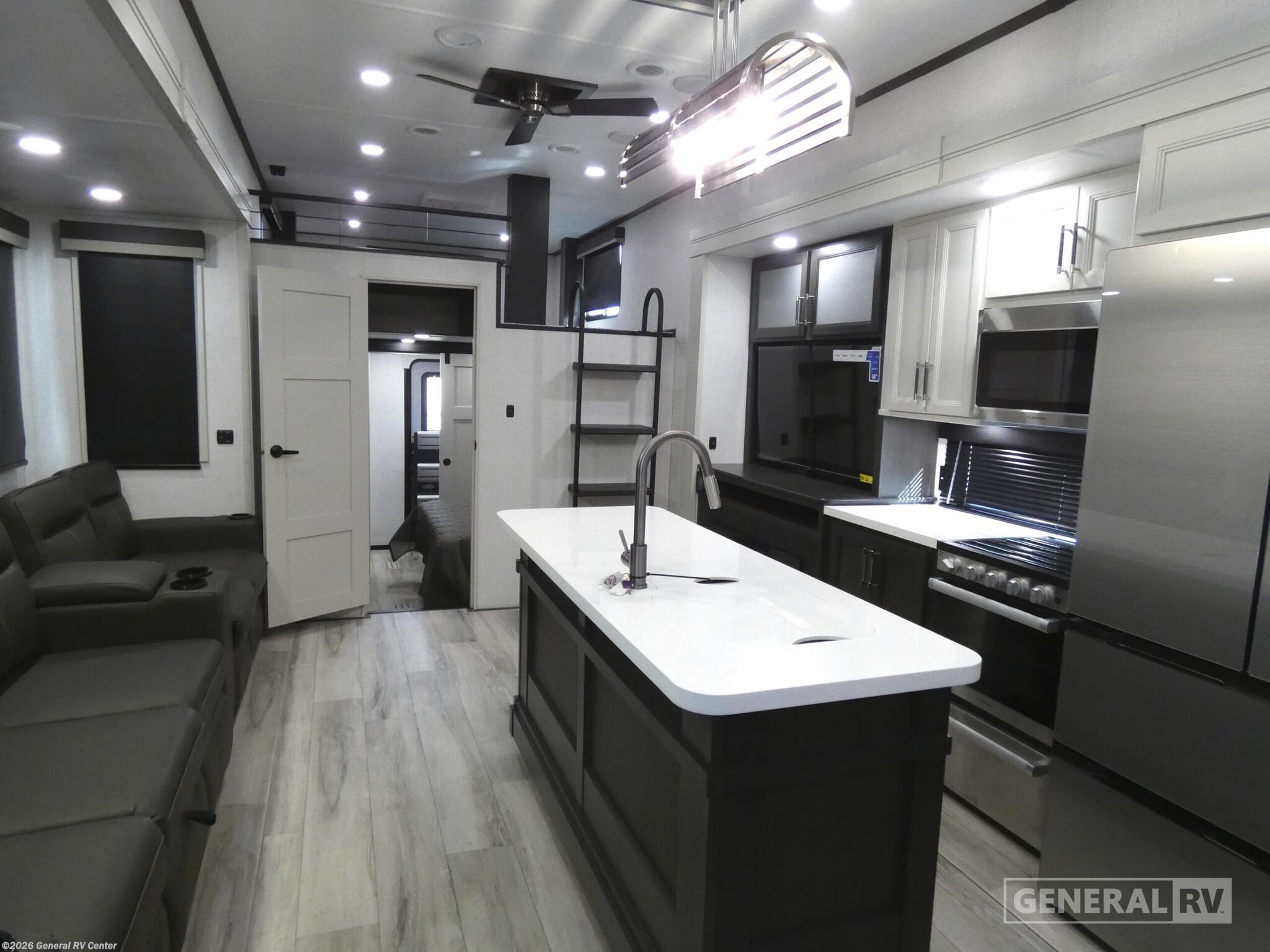 2026 Keystone Alpine Avalanche Edition 390DS - New Fifth Wheel For Sale by General RV Center in Longmont, Colorado