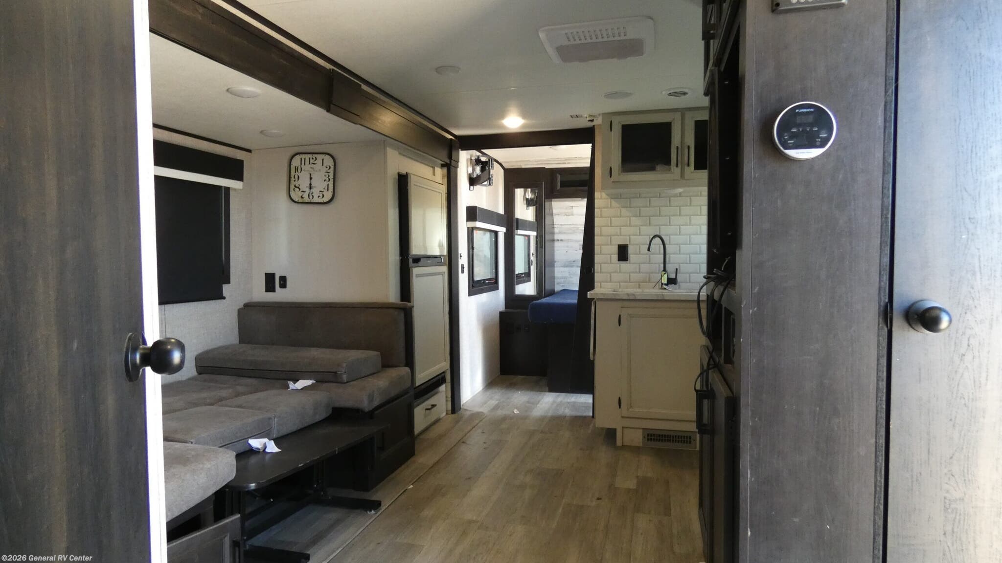Used 2023 Jayco Jay Feather 24BH available in Longmont, Colorado