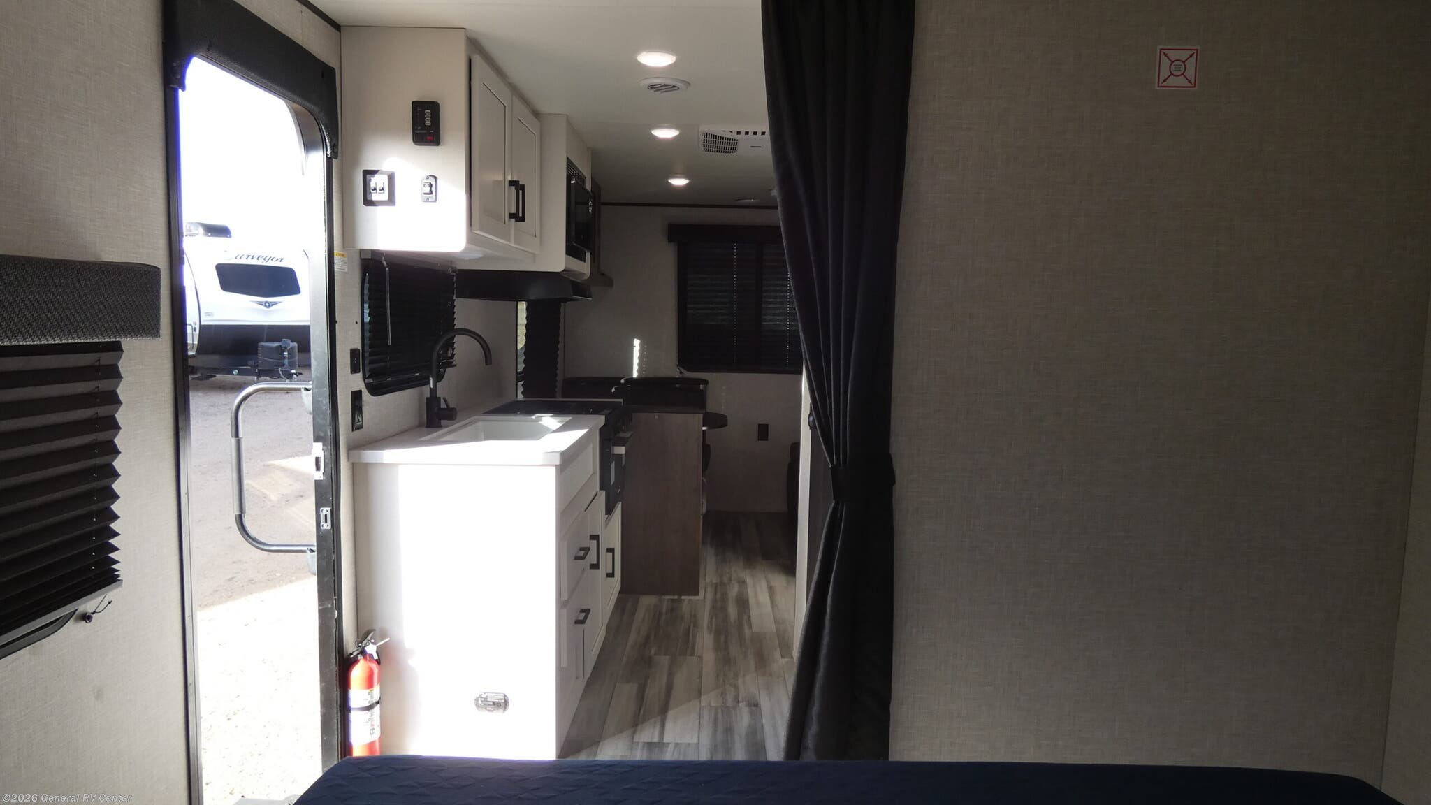 2024 Jayco Jay Flight SLX 210QBW - Used Travel Trailer For Sale by General RV Center in Longmont, Colorado