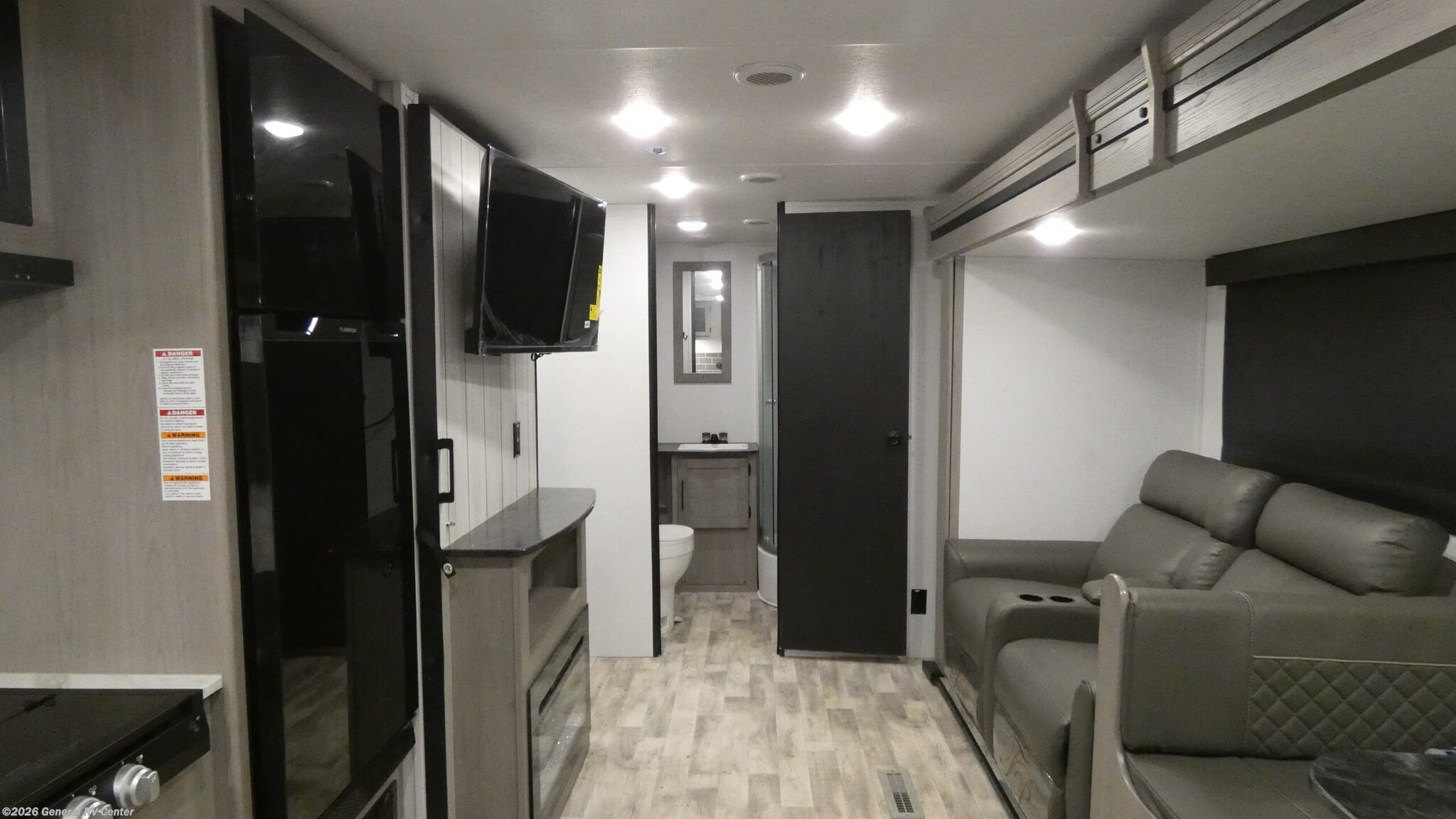 2024 Dutchmen Kodiak SE 26SRB - Used Travel Trailer For Sale by General RV Center in Longmont, Colorado