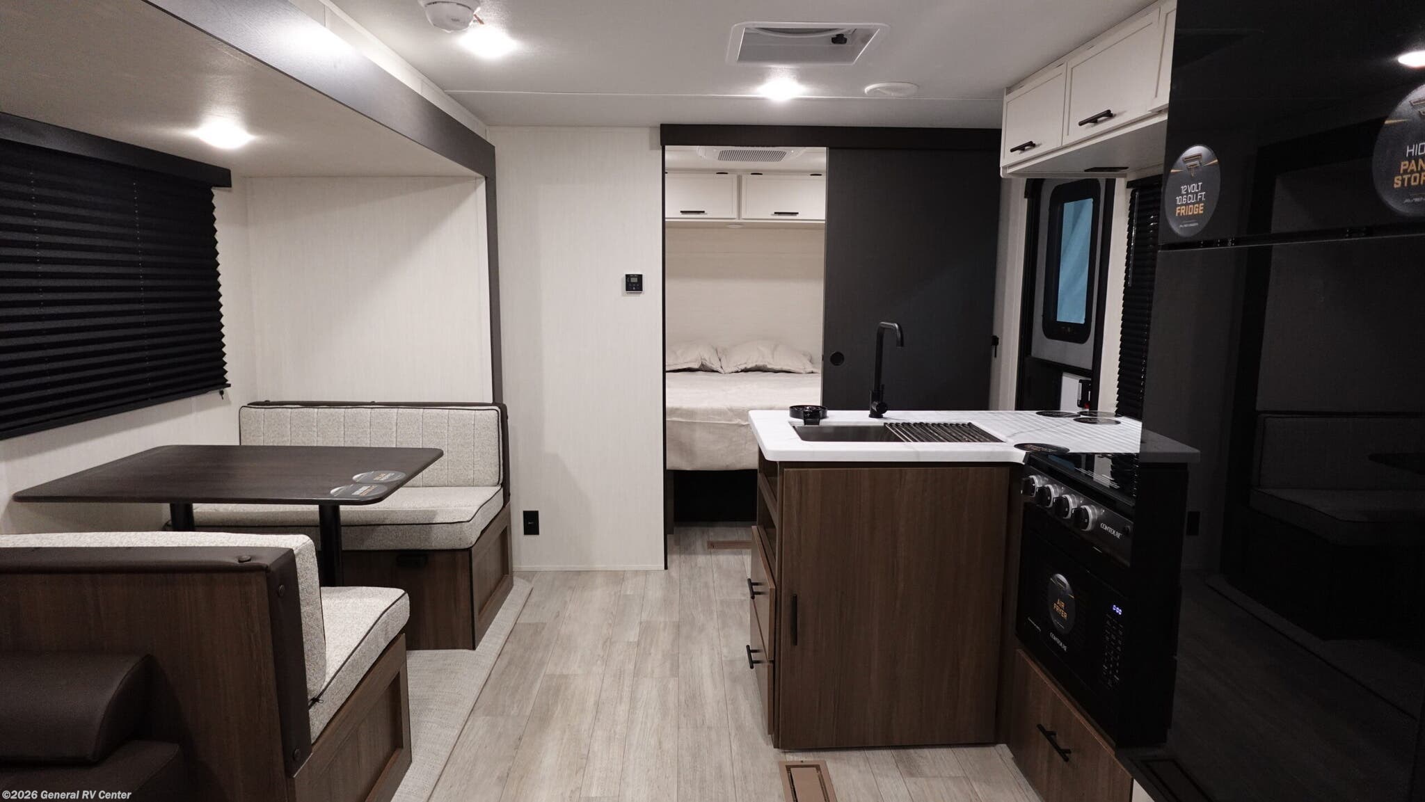 New 2026 Prime Time Avenger 26DBS available in Longmont, Colorado