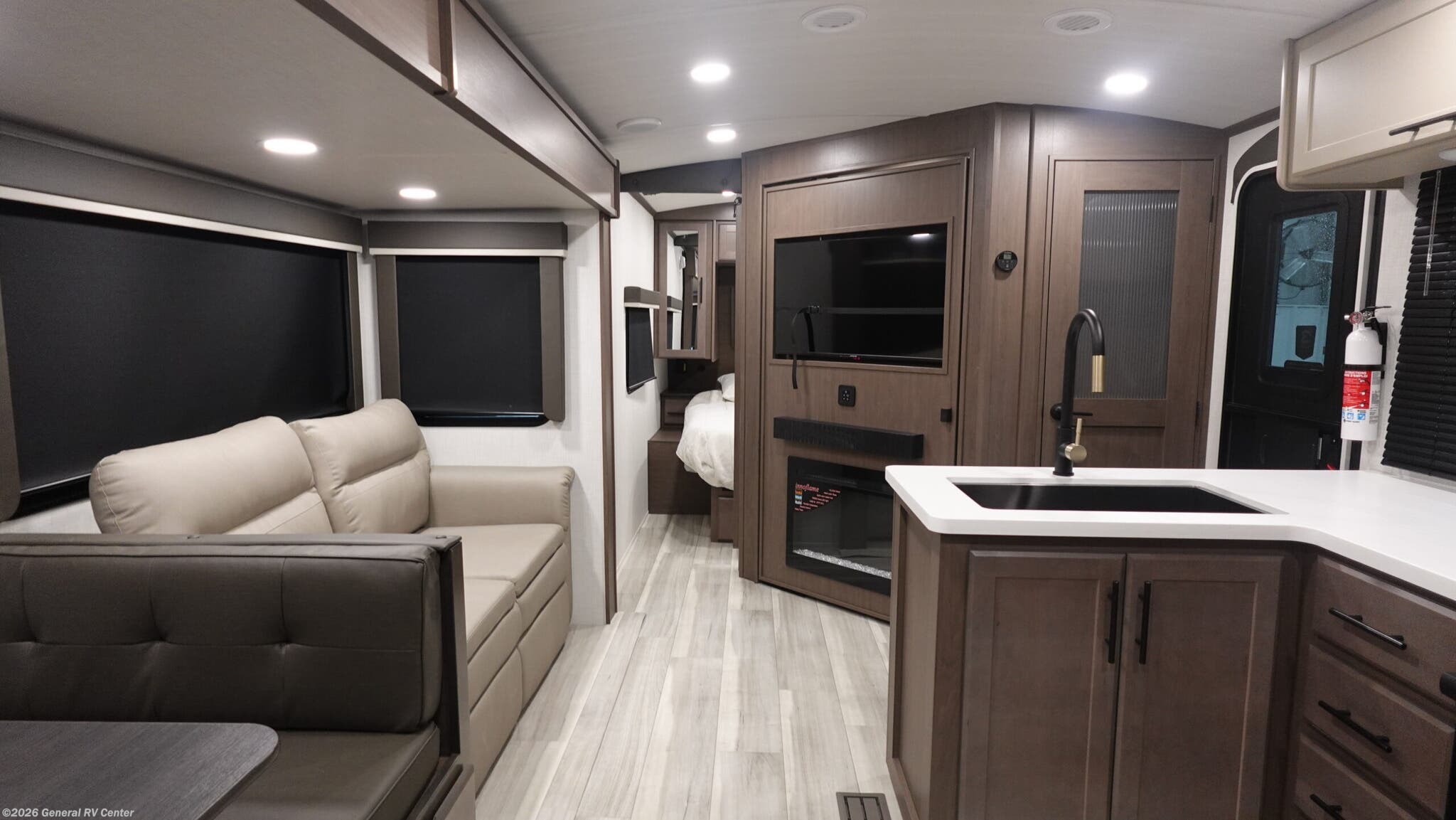 New 2026 Keystone Cougar 28BHS available in Longmont, Colorado