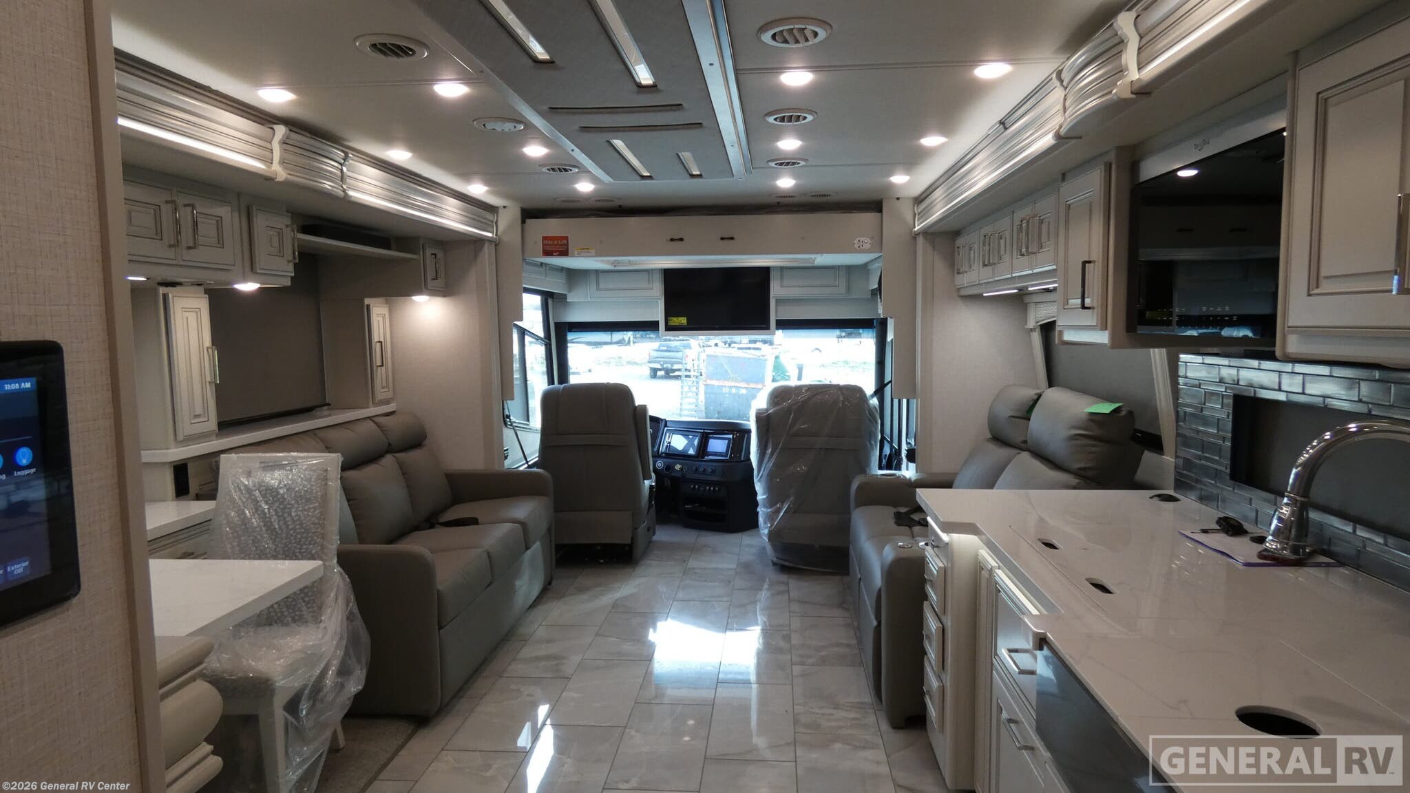 New 2026 Fleetwood Discovery LXE 40M available in Longmont, Colorado