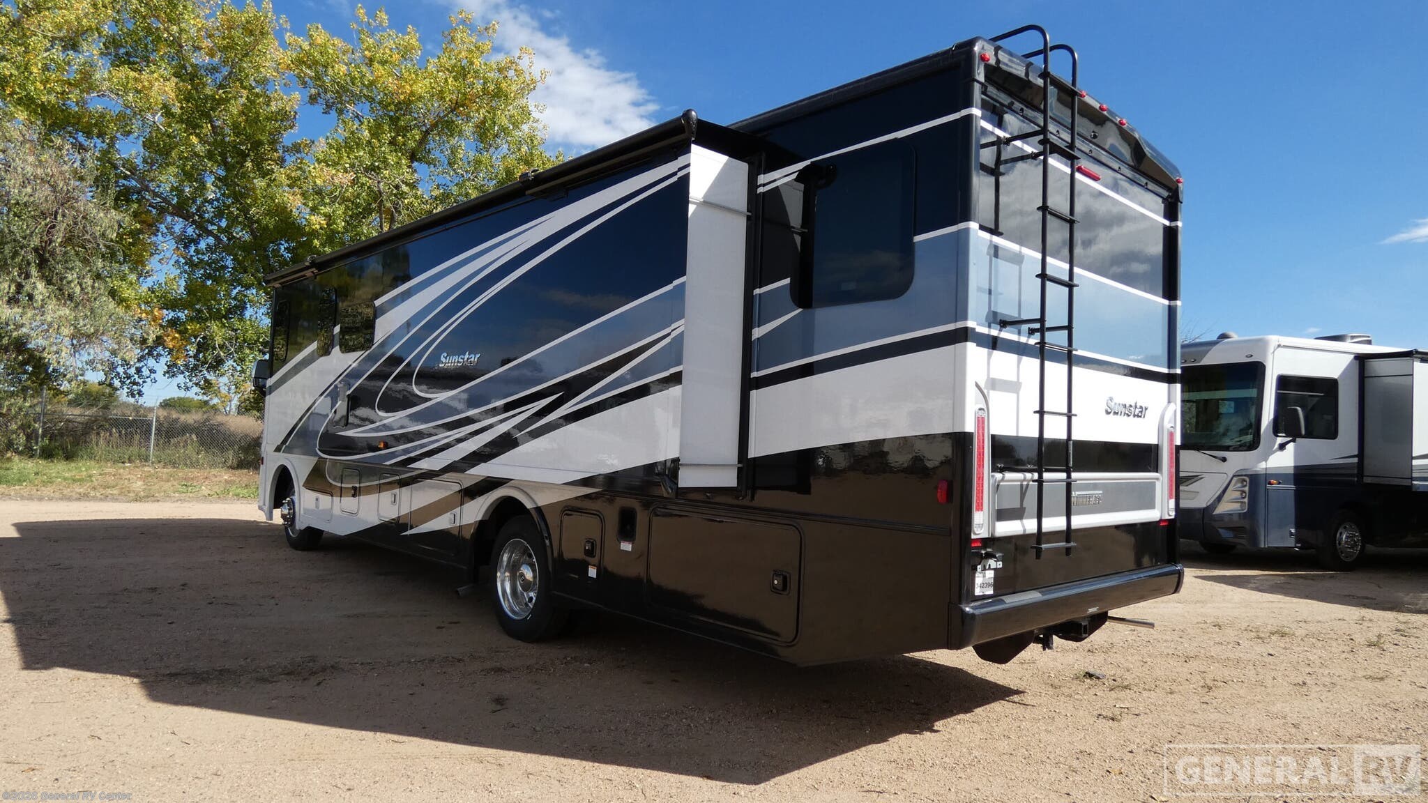 2025 Sunstar 33K by Winnebago from General RV Center in Longmont, Colorado