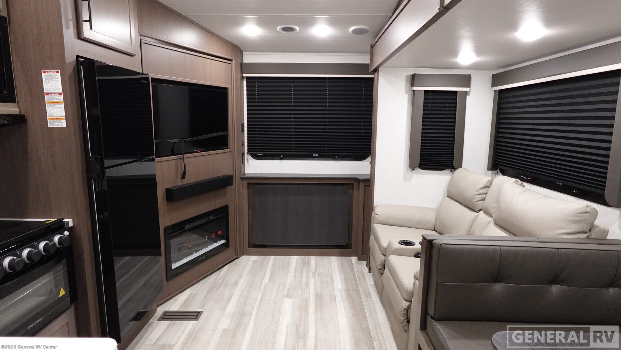 2026 Keystone Cougar 2400RE - New Fifth Wheel For Sale by General RV Center in Longmont, Colorado
