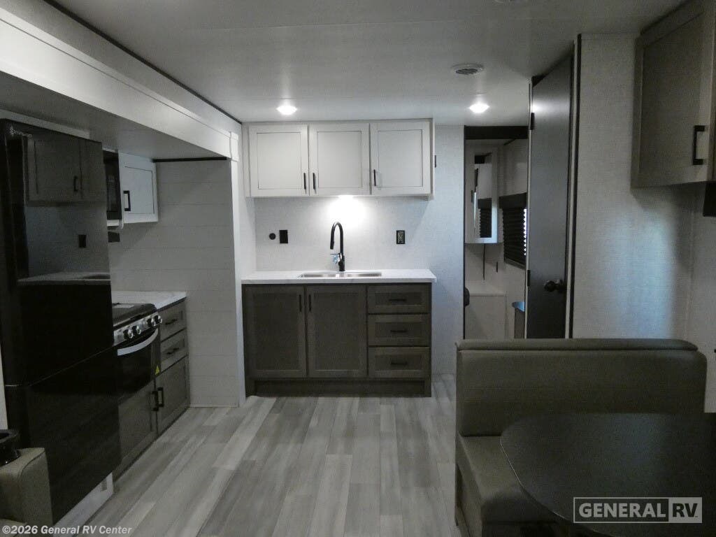 New 2025 Highland Ridge Open Range 27BHP available in Longmont, Colorado