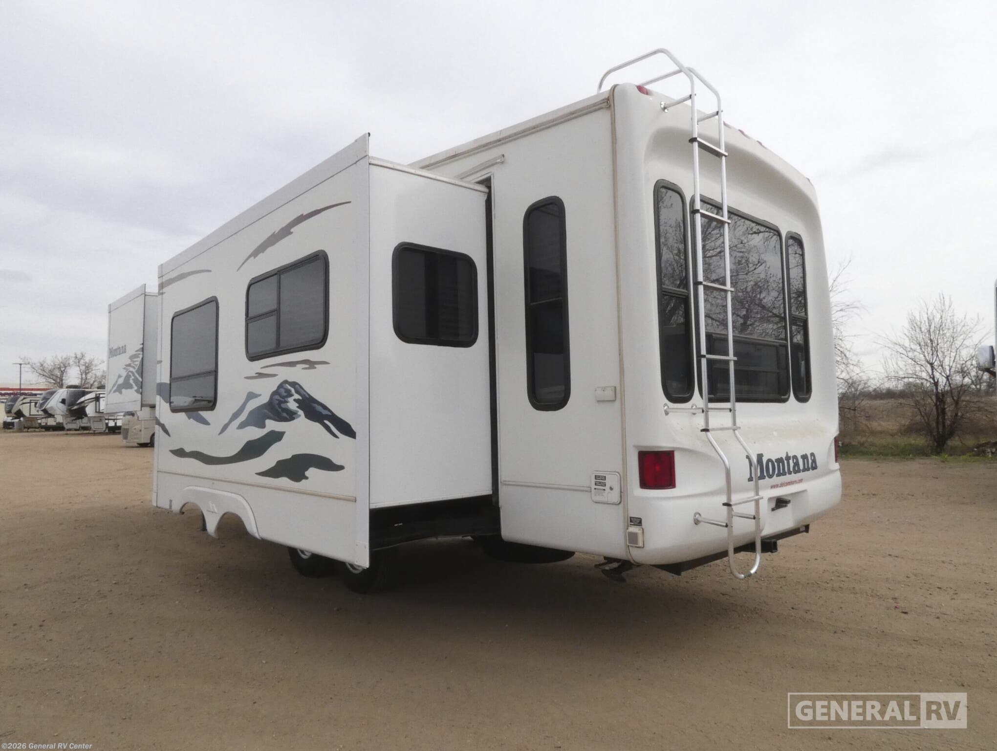 2004 Montana 2955RL by Keystone from General RV Center in Longmont, Colorado