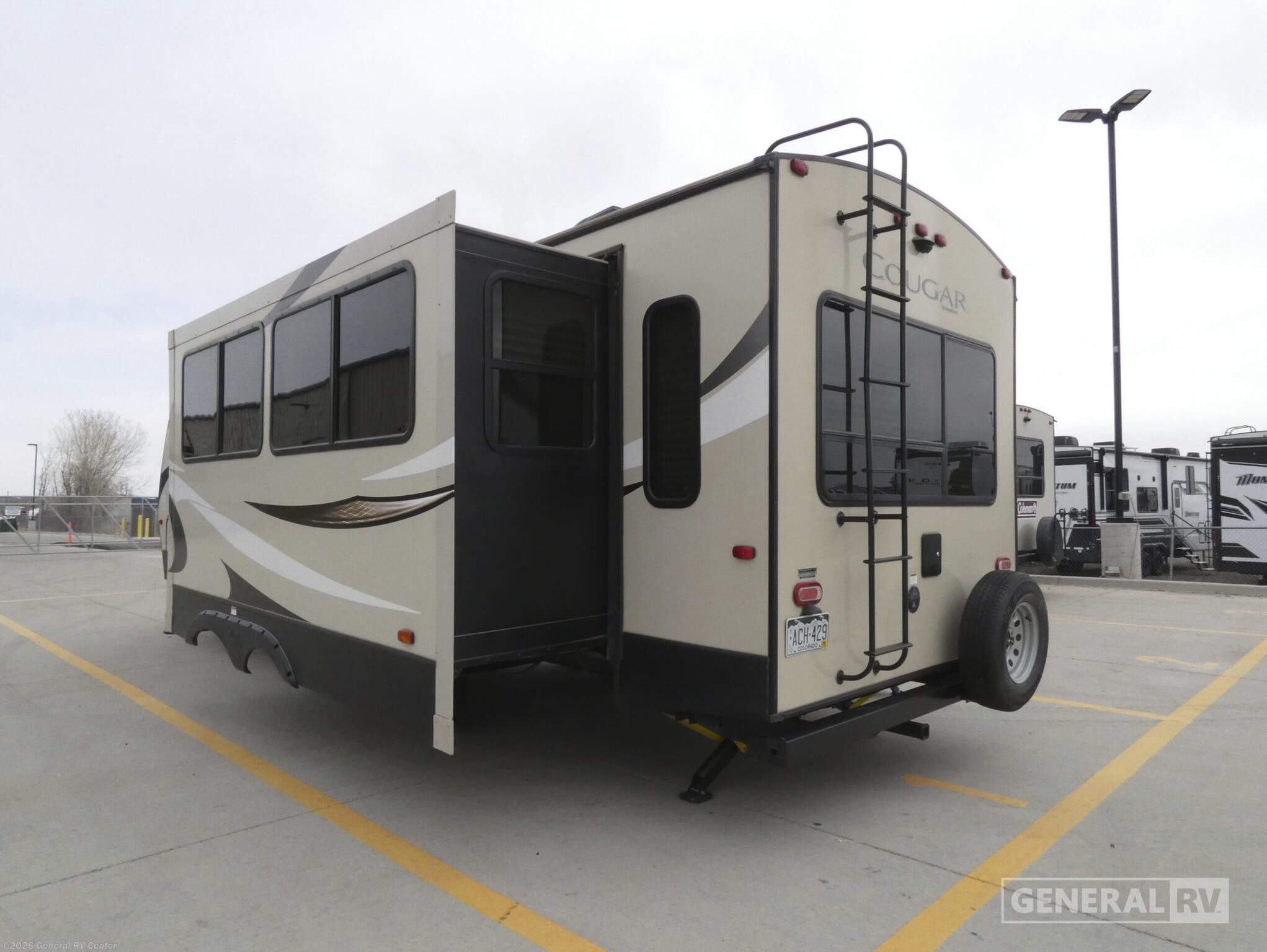 2019 Cougar HALF TON 27SAB by Keystone from General RV Center in Longmont, Colorado