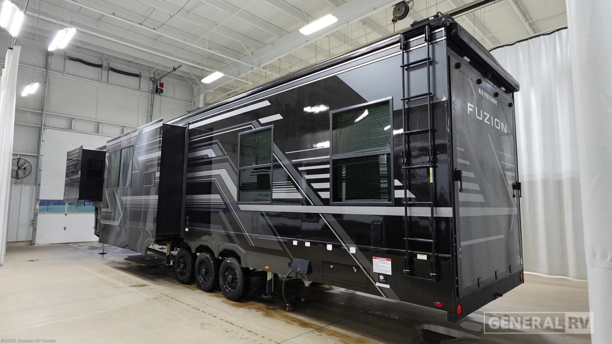 2026 Fuzion 432 by Keystone from General RV Center in Longmont, Colorado