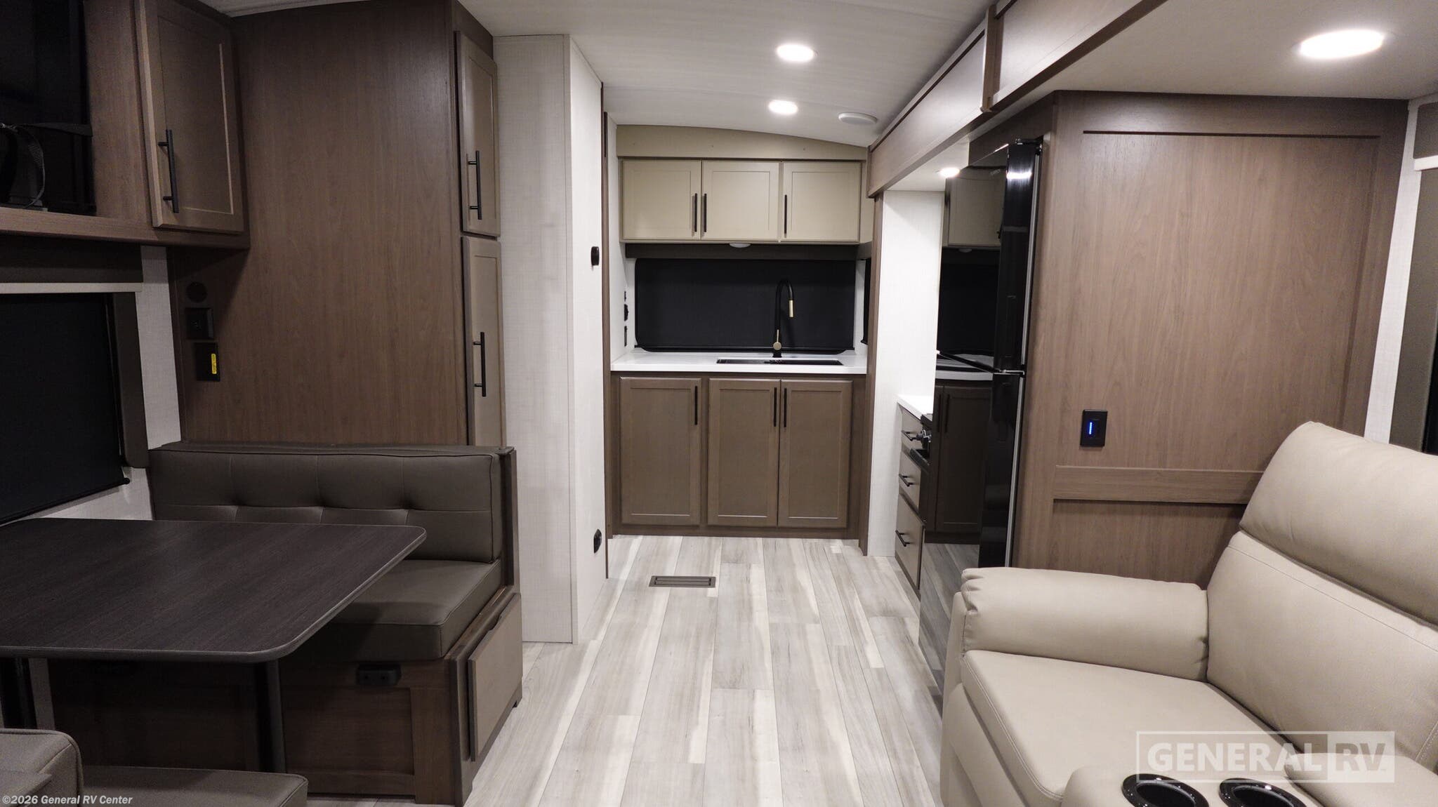 2026 Keystone Cougar Half Ton 22MLS - New Travel Trailer For Sale by General RV Center in Longmont, Colorado