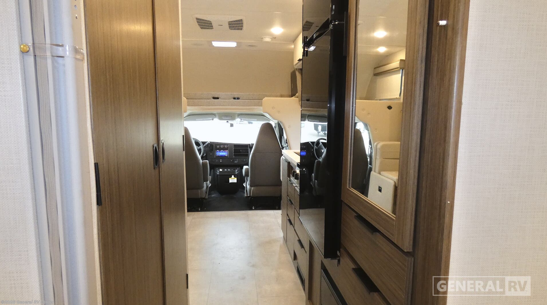 New 2027 Thor Motor Coach Pasadena SE SZ25 Chevy available in Longmont, Colorado