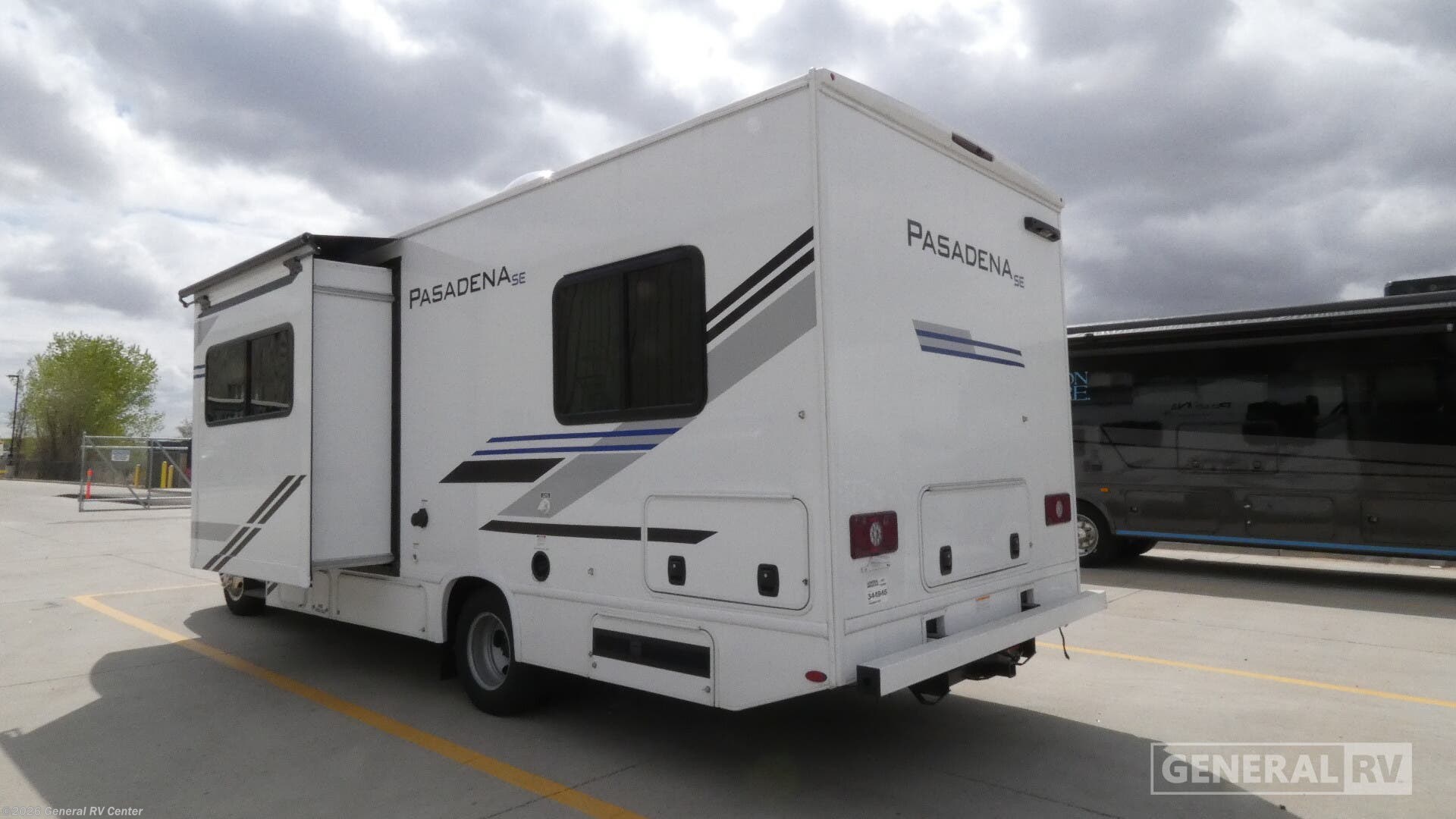 2027 Pasadena SE SZ25 Chevy by Thor Motor Coach from General RV Center in Longmont, Colorado