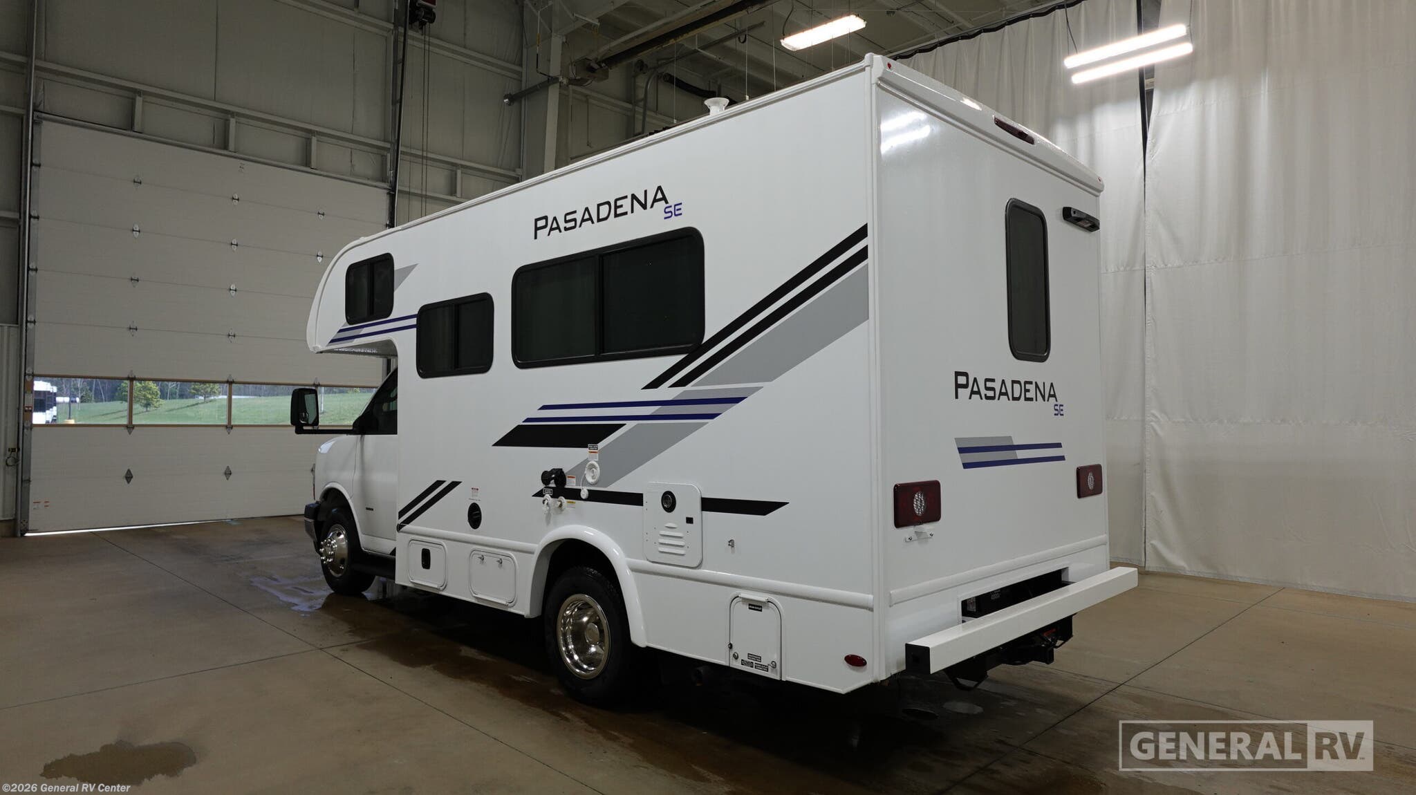 2026 Pasadena SE SX19 Chevy by Thor Motor Coach from General RV Center in Longmont, Colorado