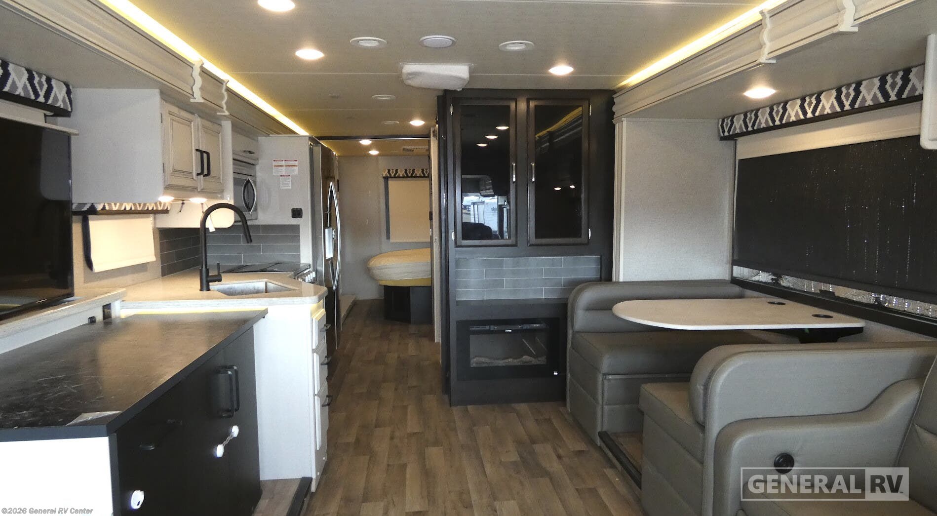 2020 Jayco Precept 34G - Used Class A For Sale by General RV Center in Longmont, Colorado