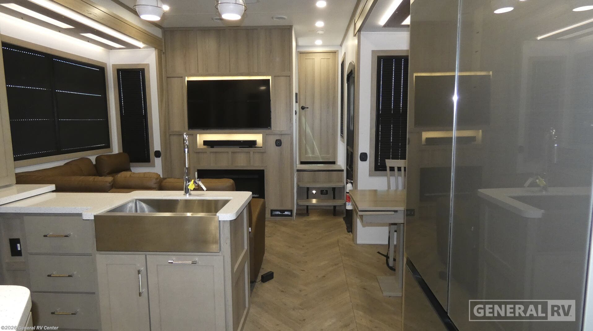 Used 2025 Keystone Raptor 433 available in Longmont, Colorado
