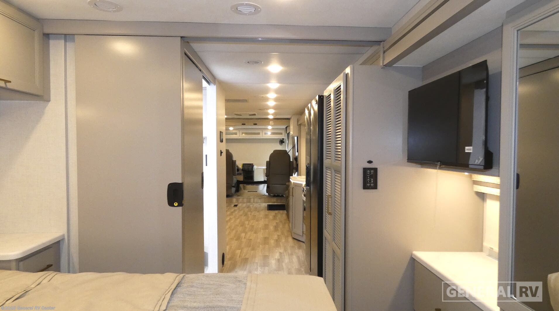 New 2026 Thor Motor Coach Windsport 35R available in Longmont, Colorado