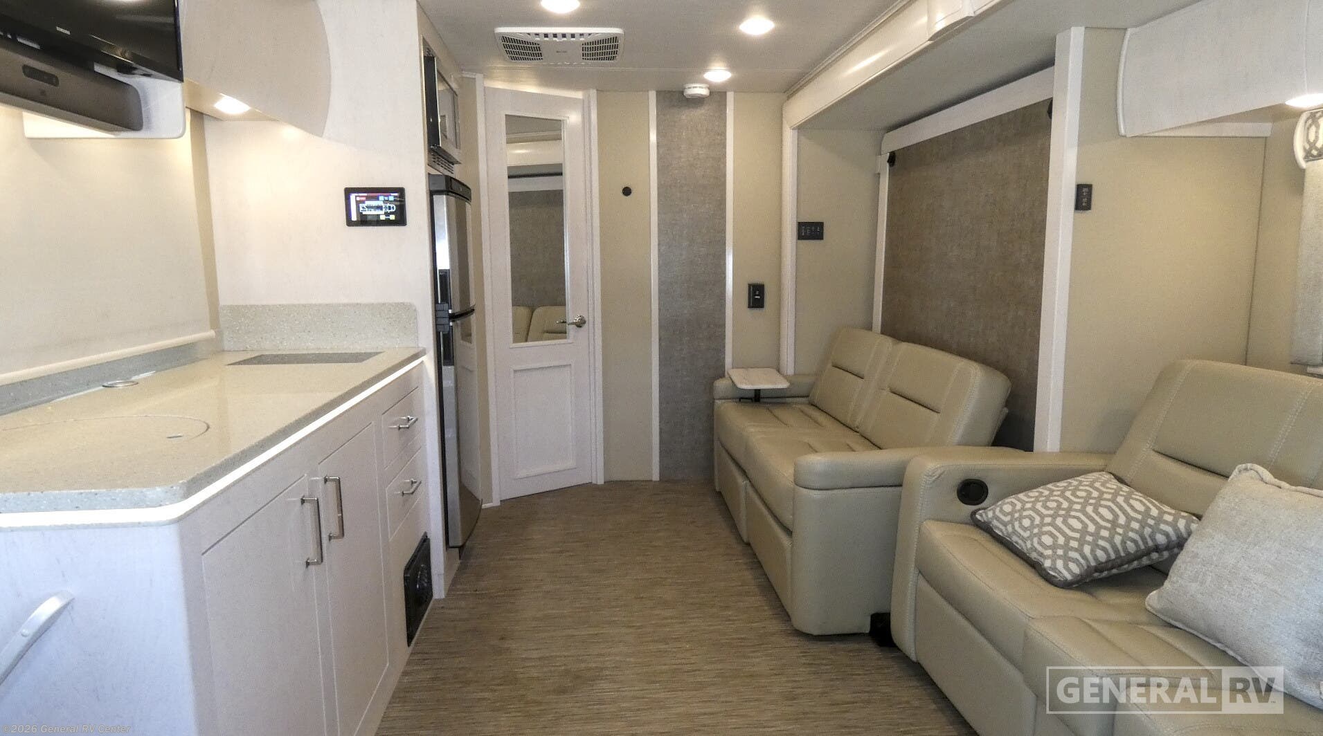2022 Renegade VIENNA 25RMC - Used Class C For Sale by General RV Center in Longmont, Colorado