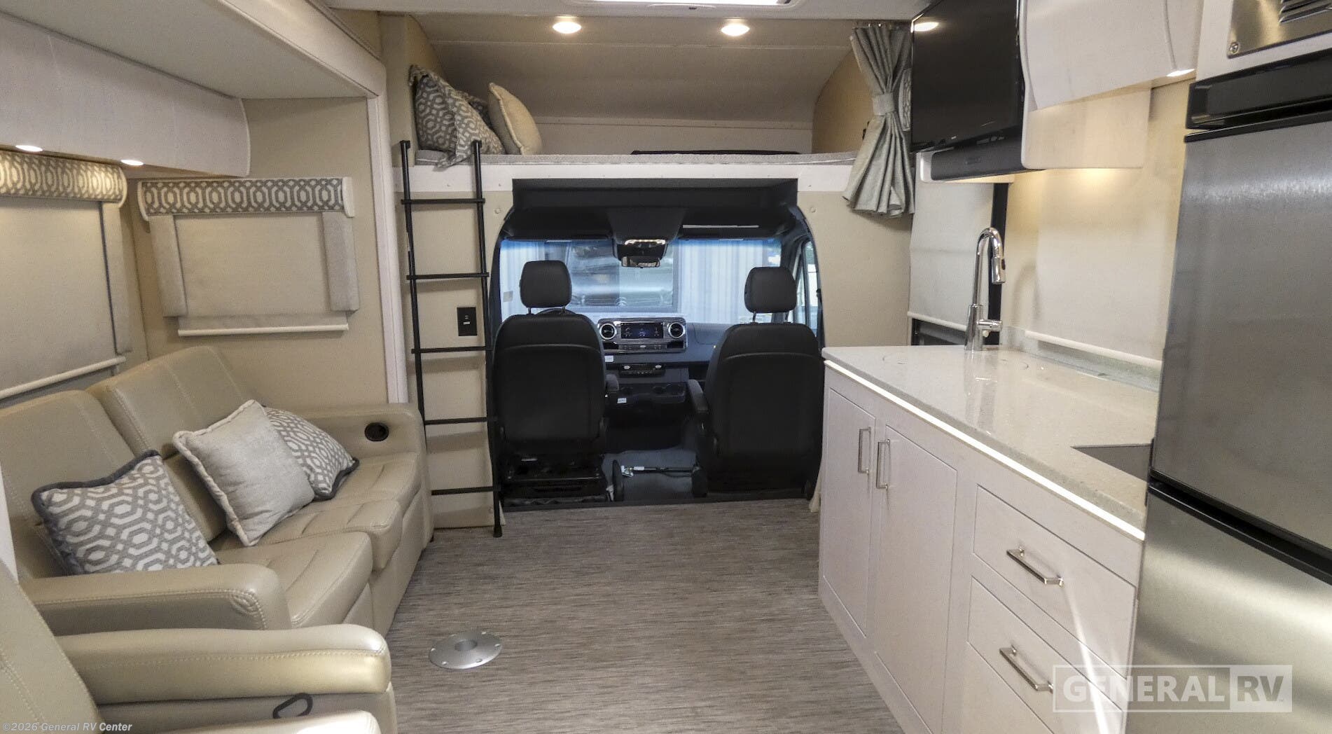 Used 2022 Renegade VIENNA 25RMC available in Longmont, Colorado