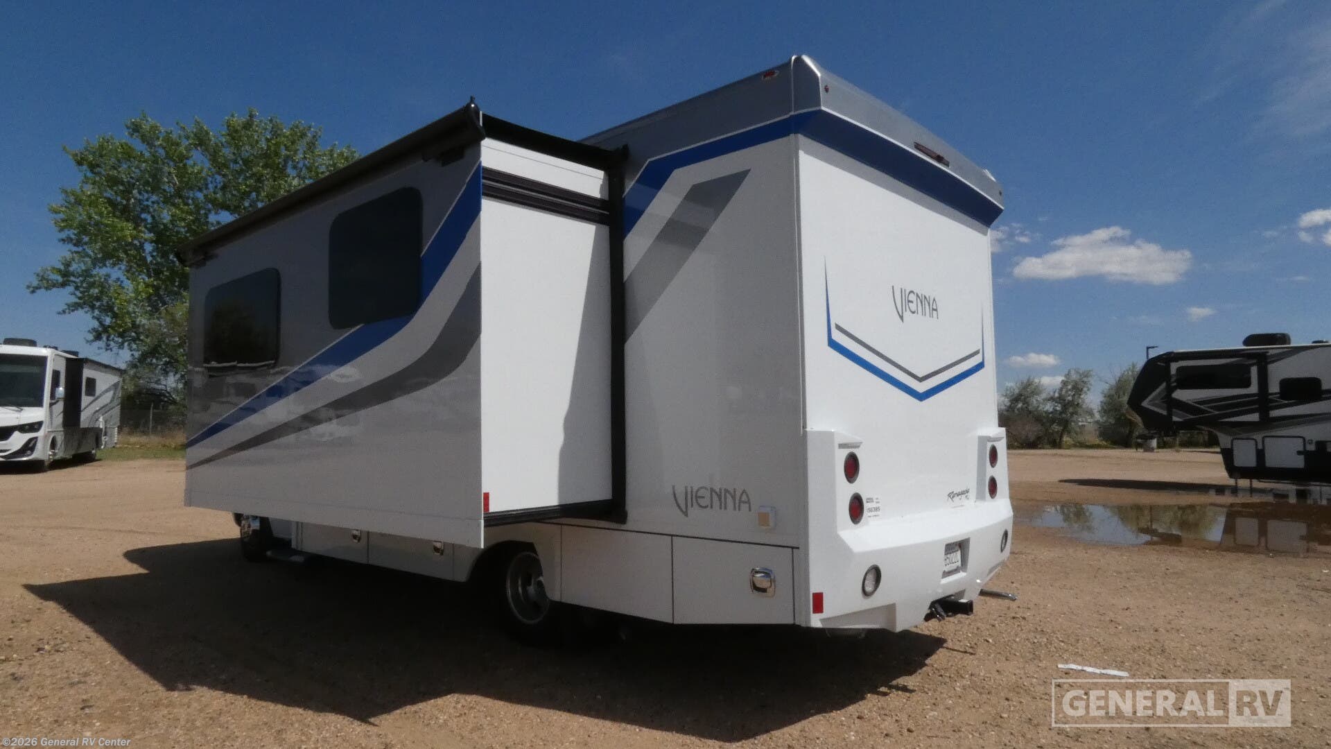 2022 VIENNA 25RMC by Renegade from General RV Center in Longmont, Colorado