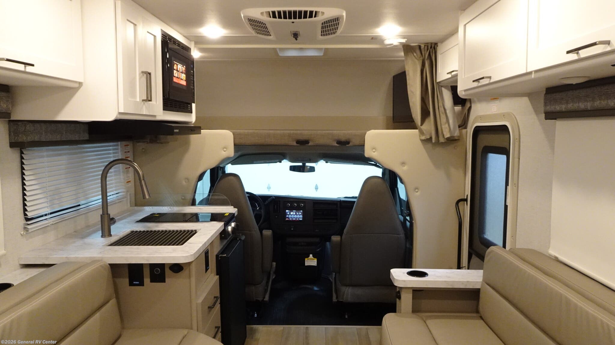 New 2026 Thor Motor Coach Pasadena SE SX19 Chevy available in Longmont, Colorado