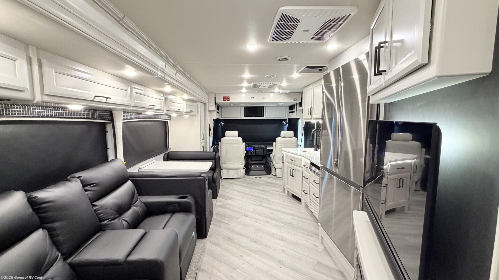 New 2026 Holiday Rambler Vacationer 33C available in Longmont, Colorado
