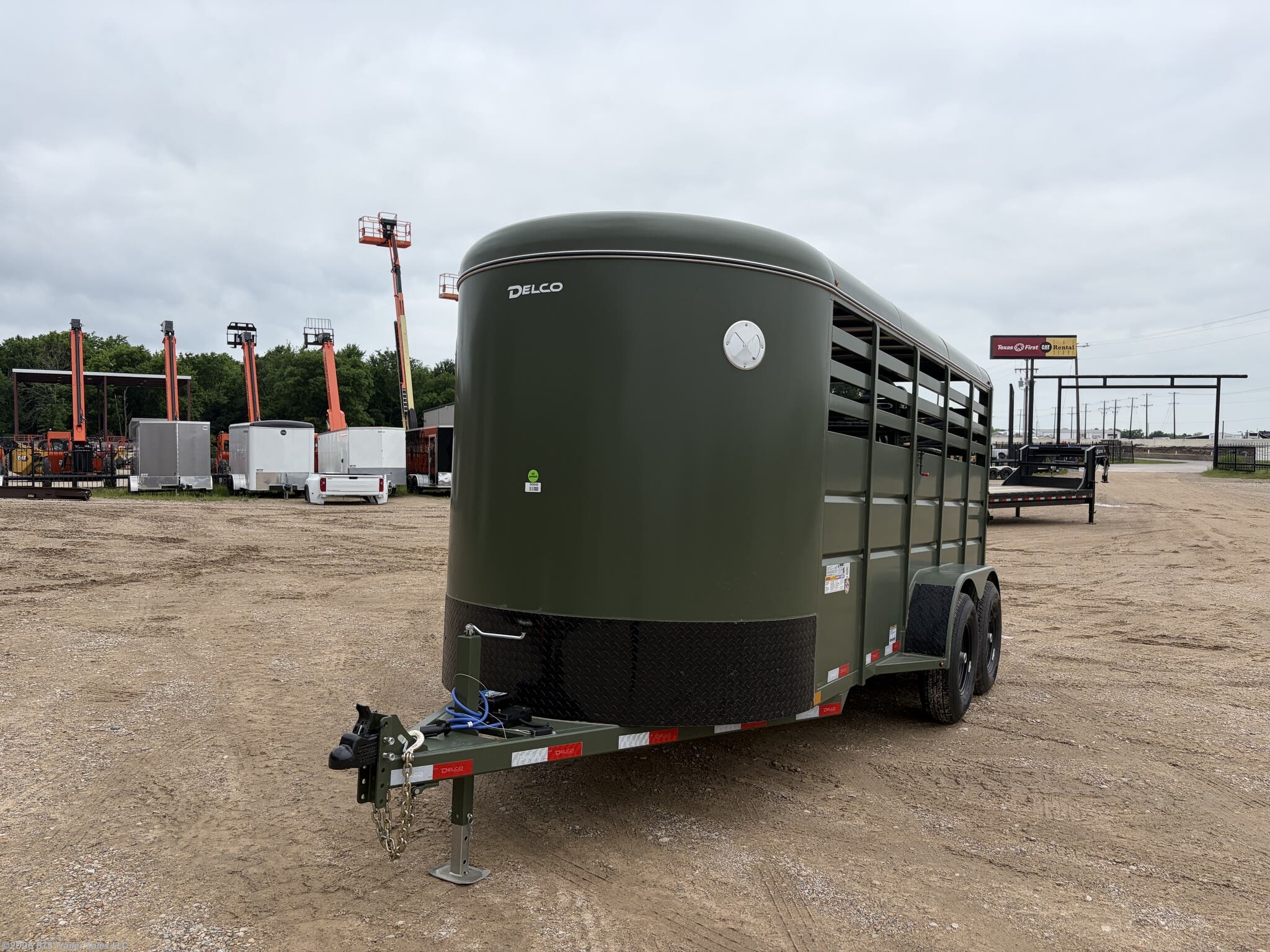TURNPIKE LIVESTOCK TRAILER MAMMOTH ブリキ 2026 Delco 6'X16' Bumper Pull Livestock Trailer