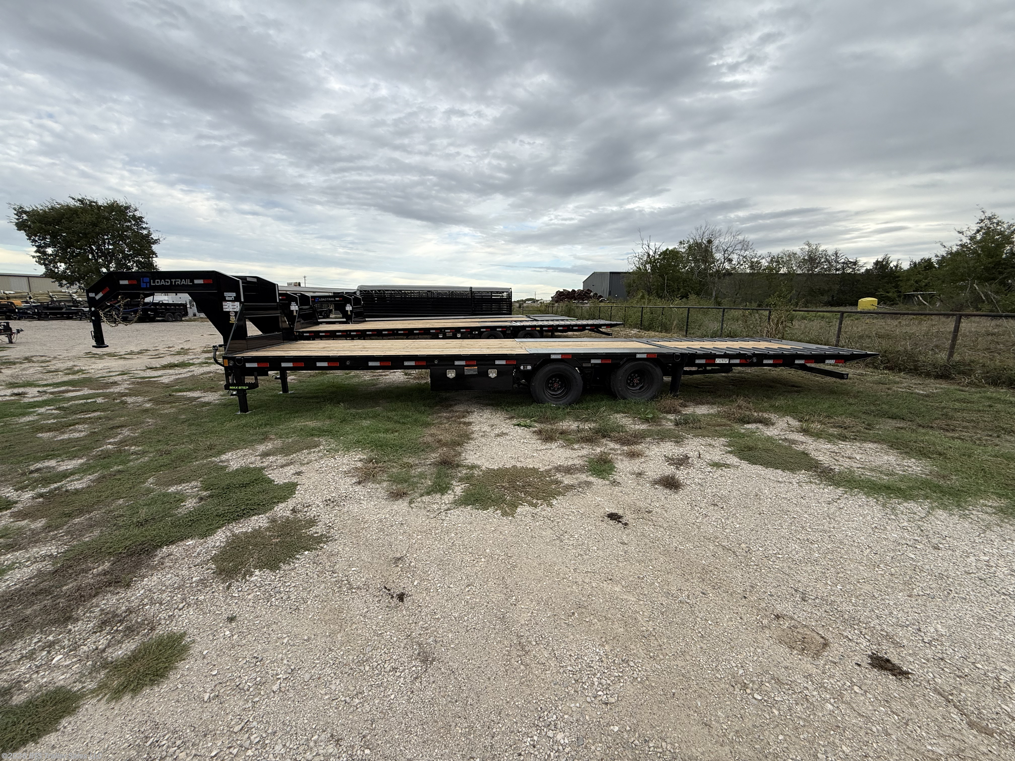 2027 Load Trail GL photo 2
