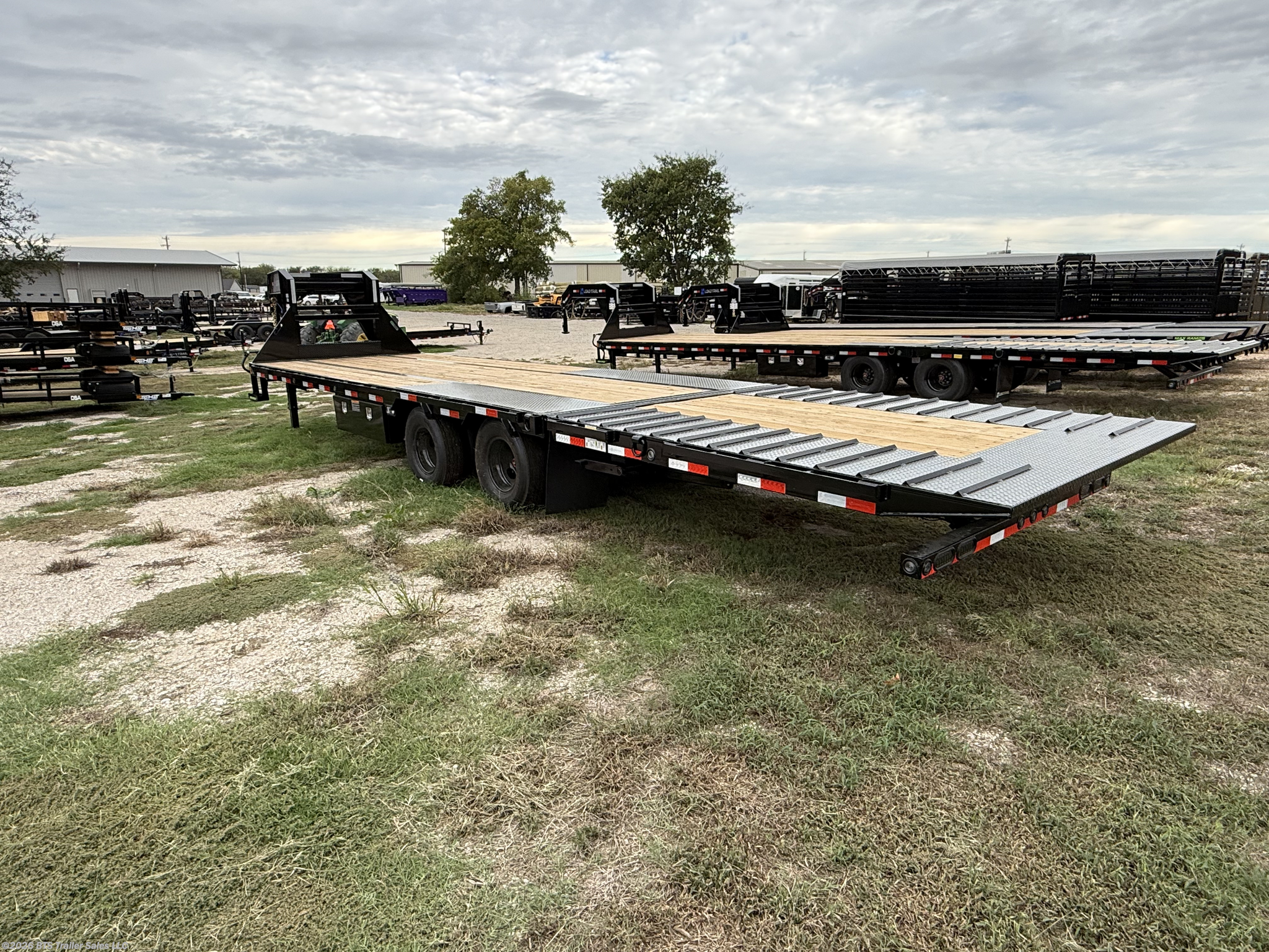 2027 Load Trail GL photo 3
