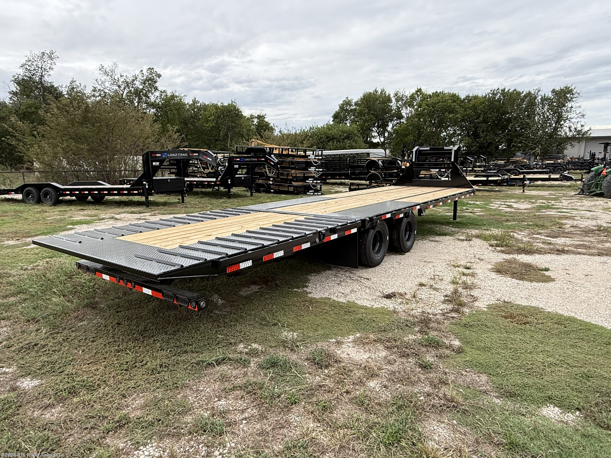 2027 Load Trail GL photo 4