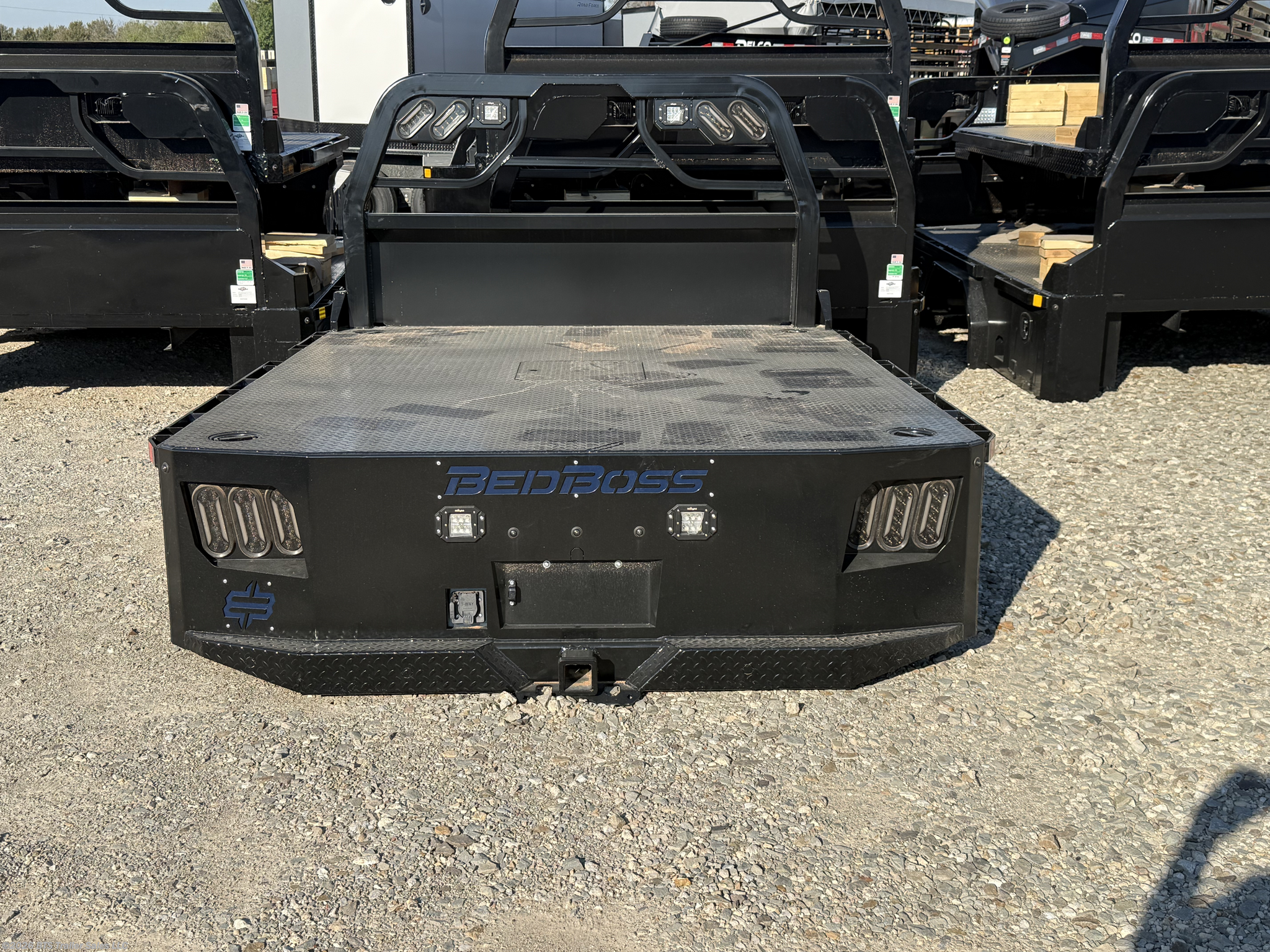 2027 BedBoss ARMOR-DECK photo 2