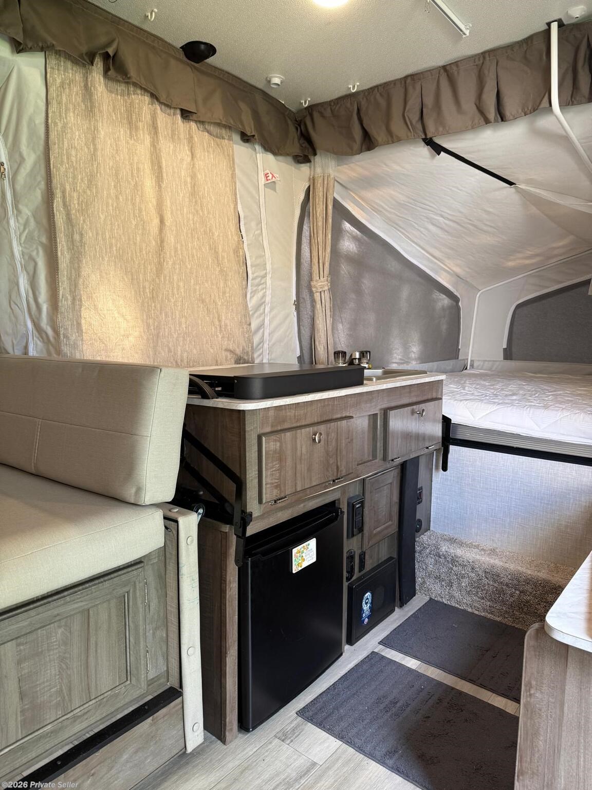 2023 Forest River Rockwood Freedom 2318G - Used Popup For Sale by For Sale By Owner in Coconut Creek, Florida