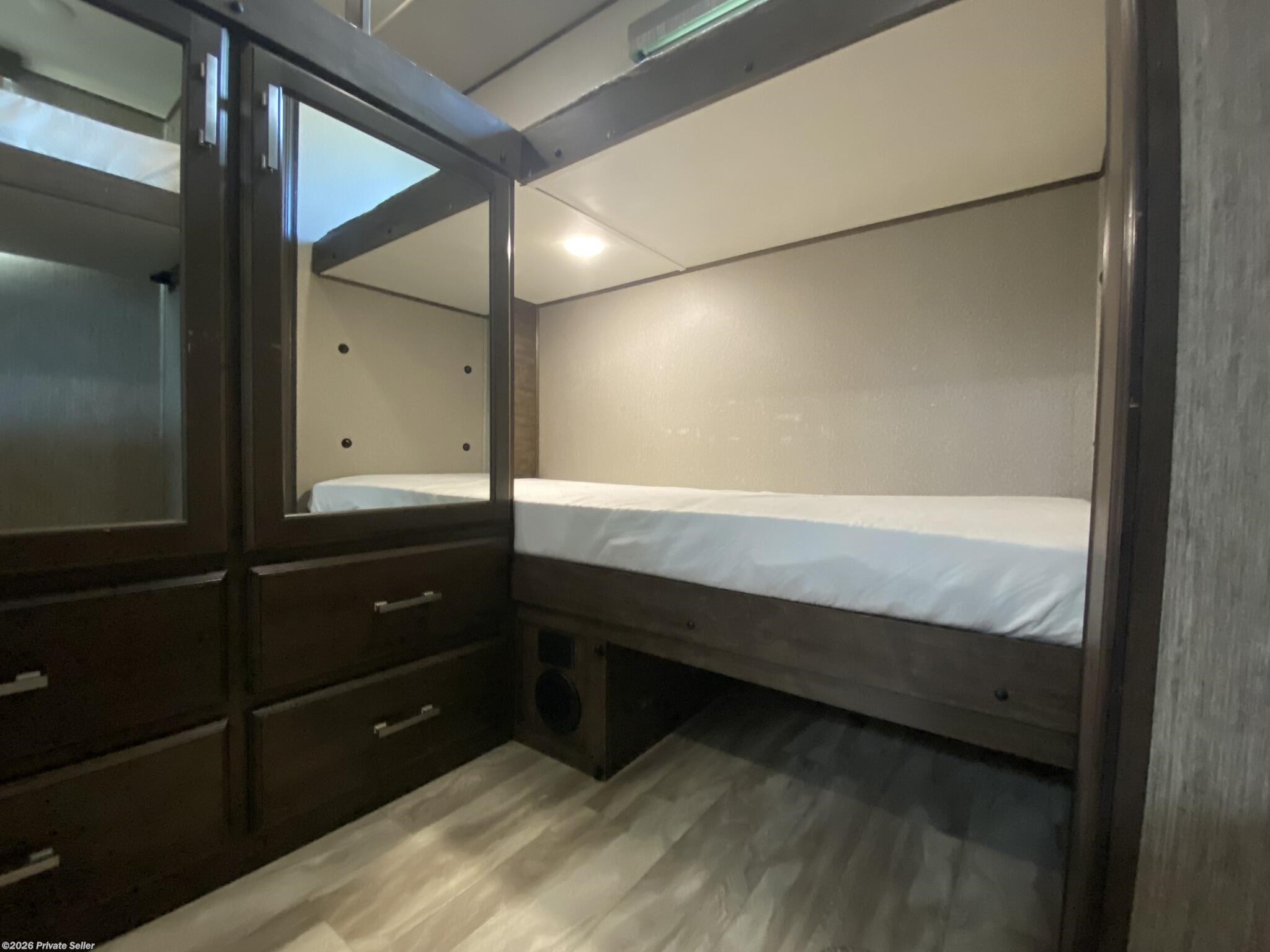 2020 Solitude 3740BH-R by Grand Design from For Sale By Owner in Oklahoma City, Oklahoma