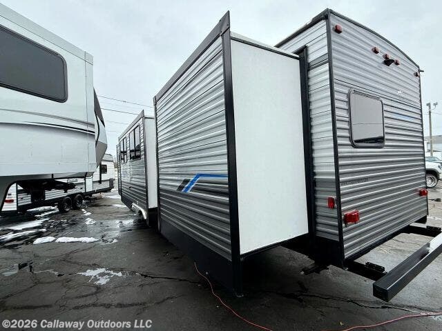 Used 2021 Coachmen Catalina Legacy 343BHTS available in Felton, Delaware