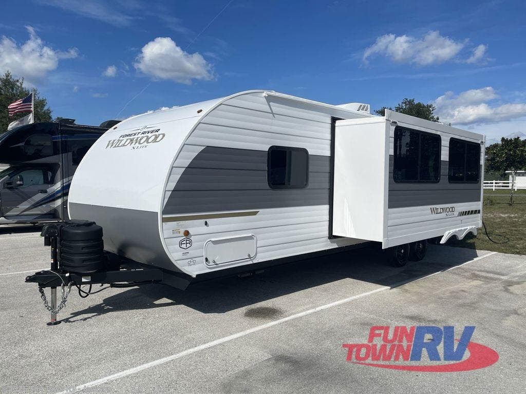 2026 Wildwood X-Lite 28VBXL by Forest River from Fun Town RV - Jackson in Jackson, Michigan