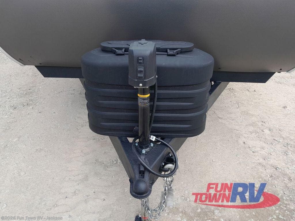 New 2025 Forest River Wildwood 31KQBTS available in Jackson, Mississippi