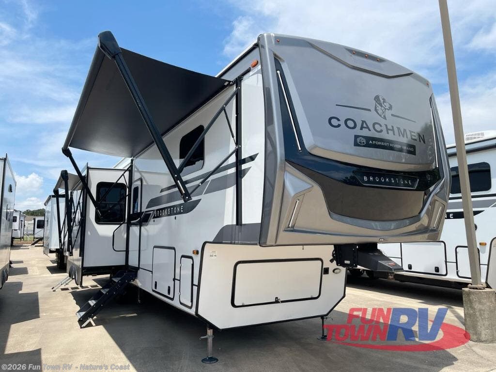 2025 Coachmen Brookstone 318RLL RV for Sale in Crystal River, FL 34428 ...